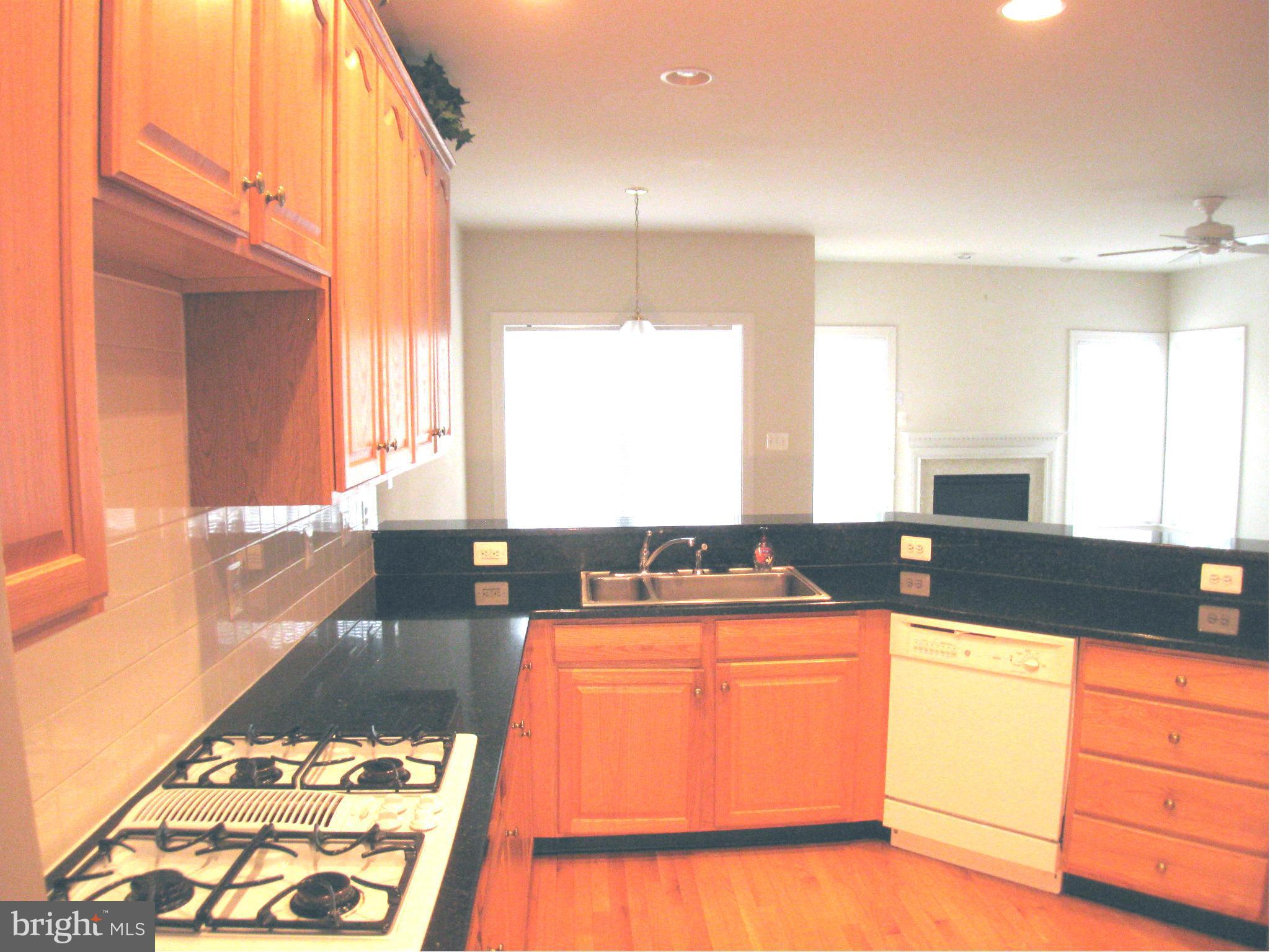 SOUTH RIDING - Residential Lease