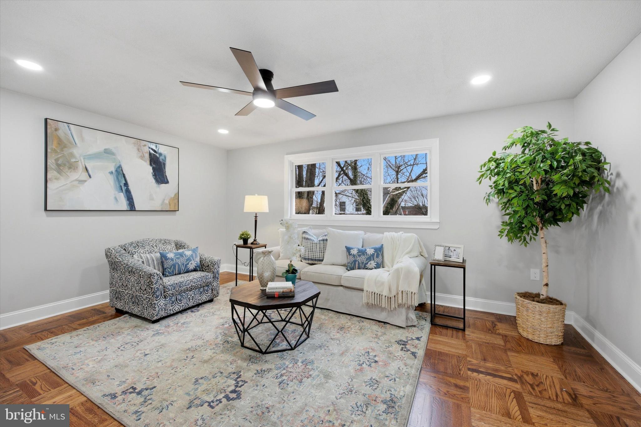 SHARON HILL - Residential