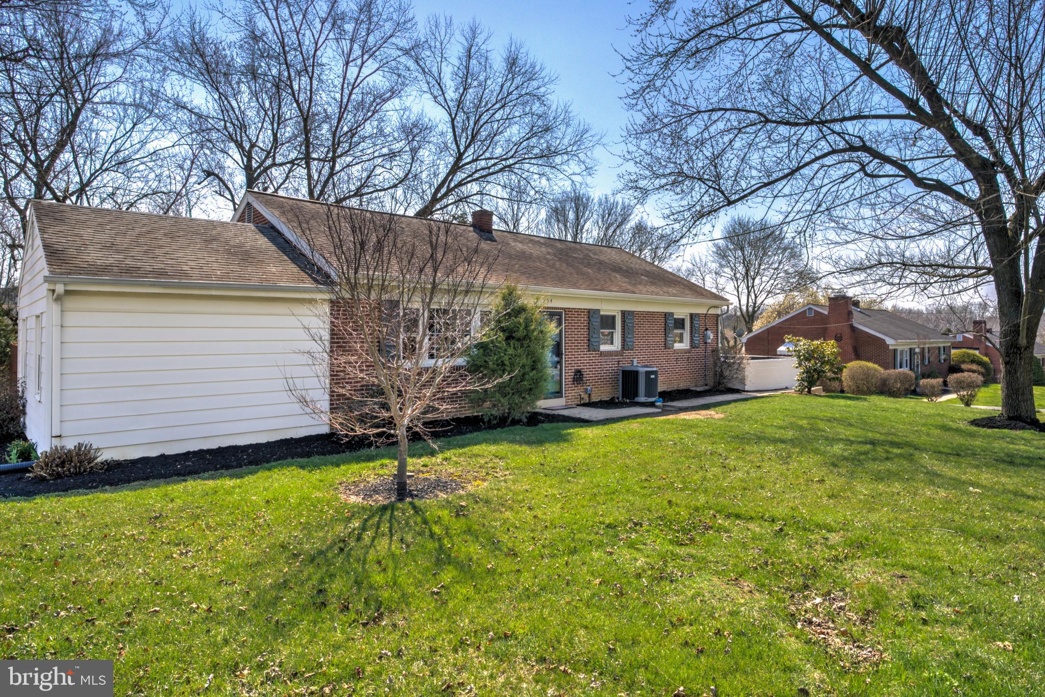 MANOR TWP - Residential