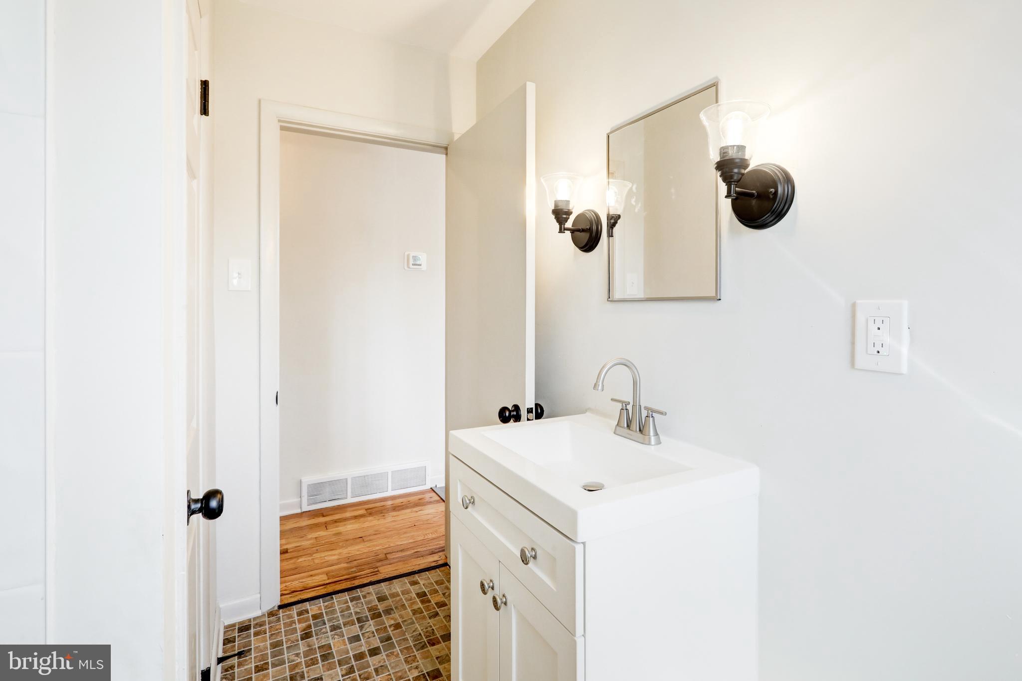 MANOR TWP - Residential