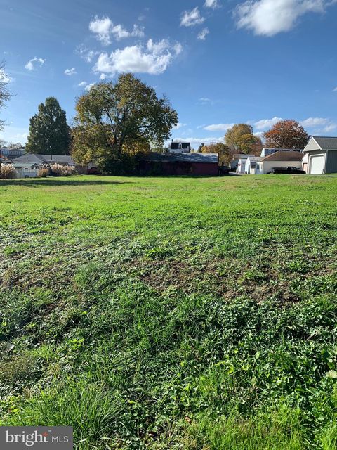 Photo of 750 S NINTH ST, COLUMBIA, PA 17512 (MLS # PALA2027494)