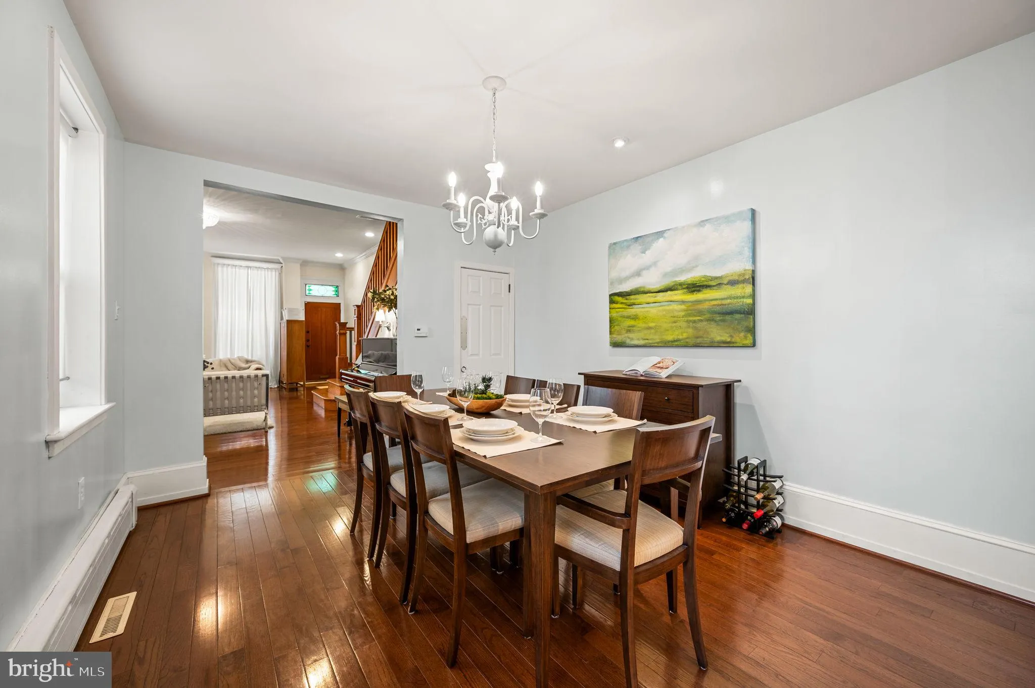 Philadelphia, Pennsylvania 19103, United States, 4 Bedrooms Bedrooms, ,2 BathroomsBathrooms,Residential,Pending,5565