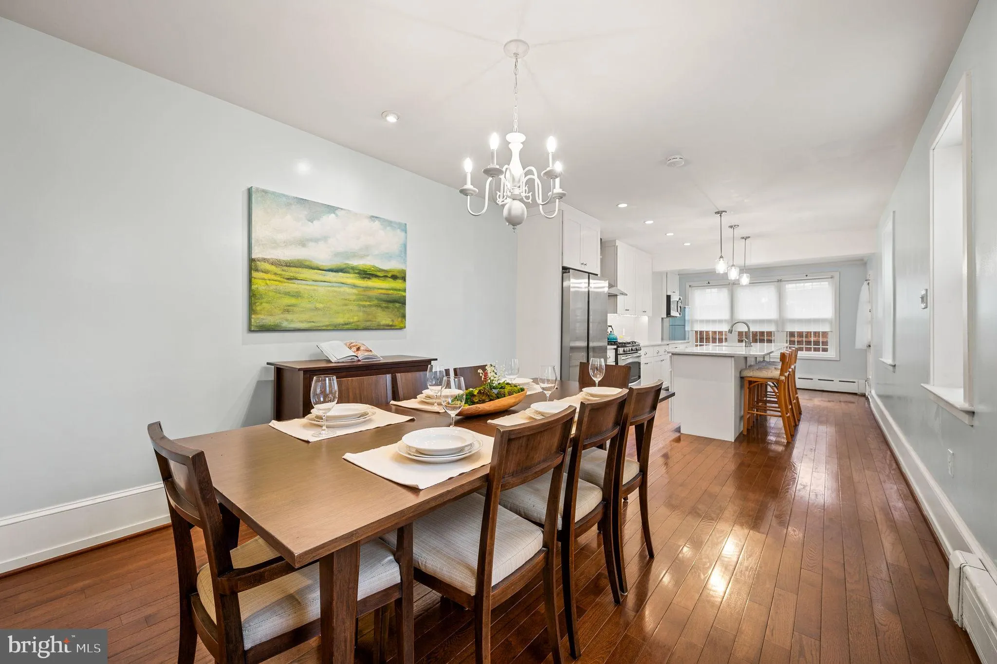 Philadelphia, Pennsylvania 19103, United States, 4 Bedrooms Bedrooms, ,2 BathroomsBathrooms,Residential,Pending,5565