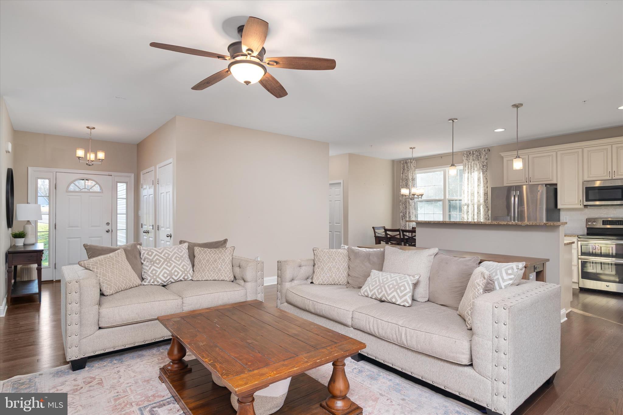 AUGUST RUN - Residential