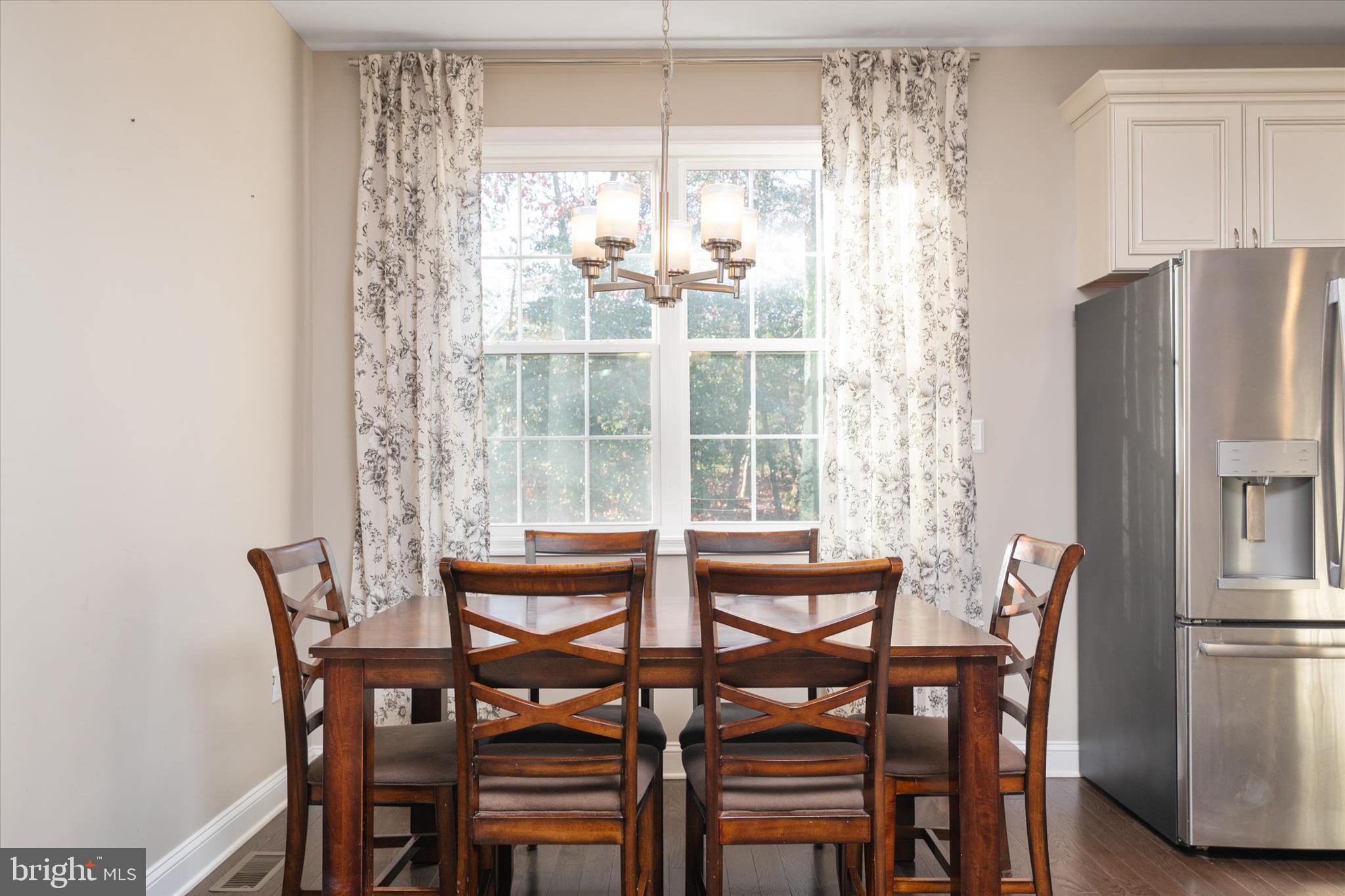 AUGUST RUN - Residential