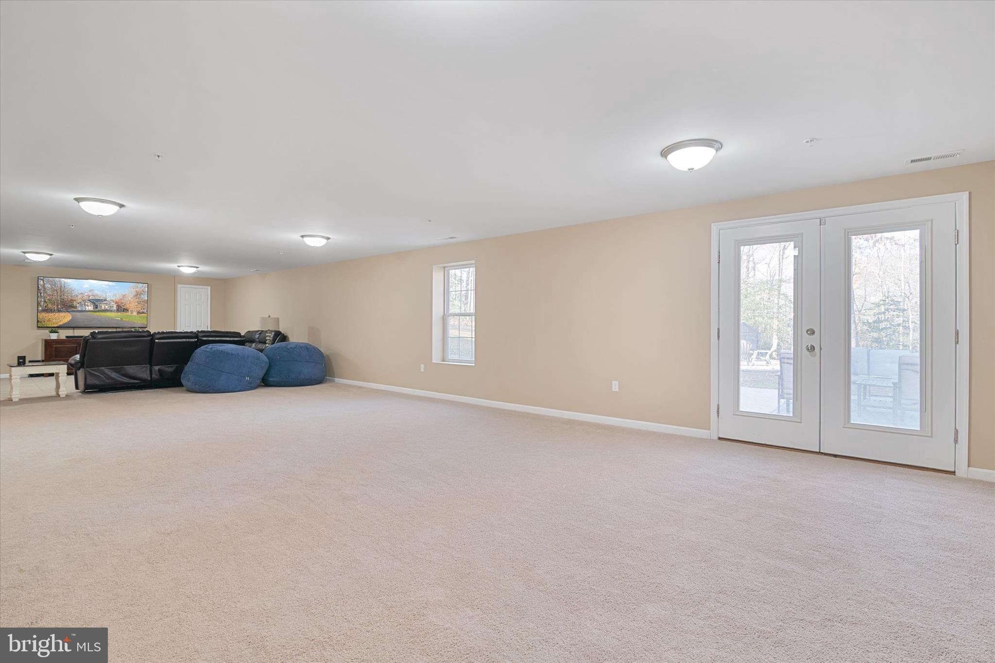 AUGUST RUN - Residential