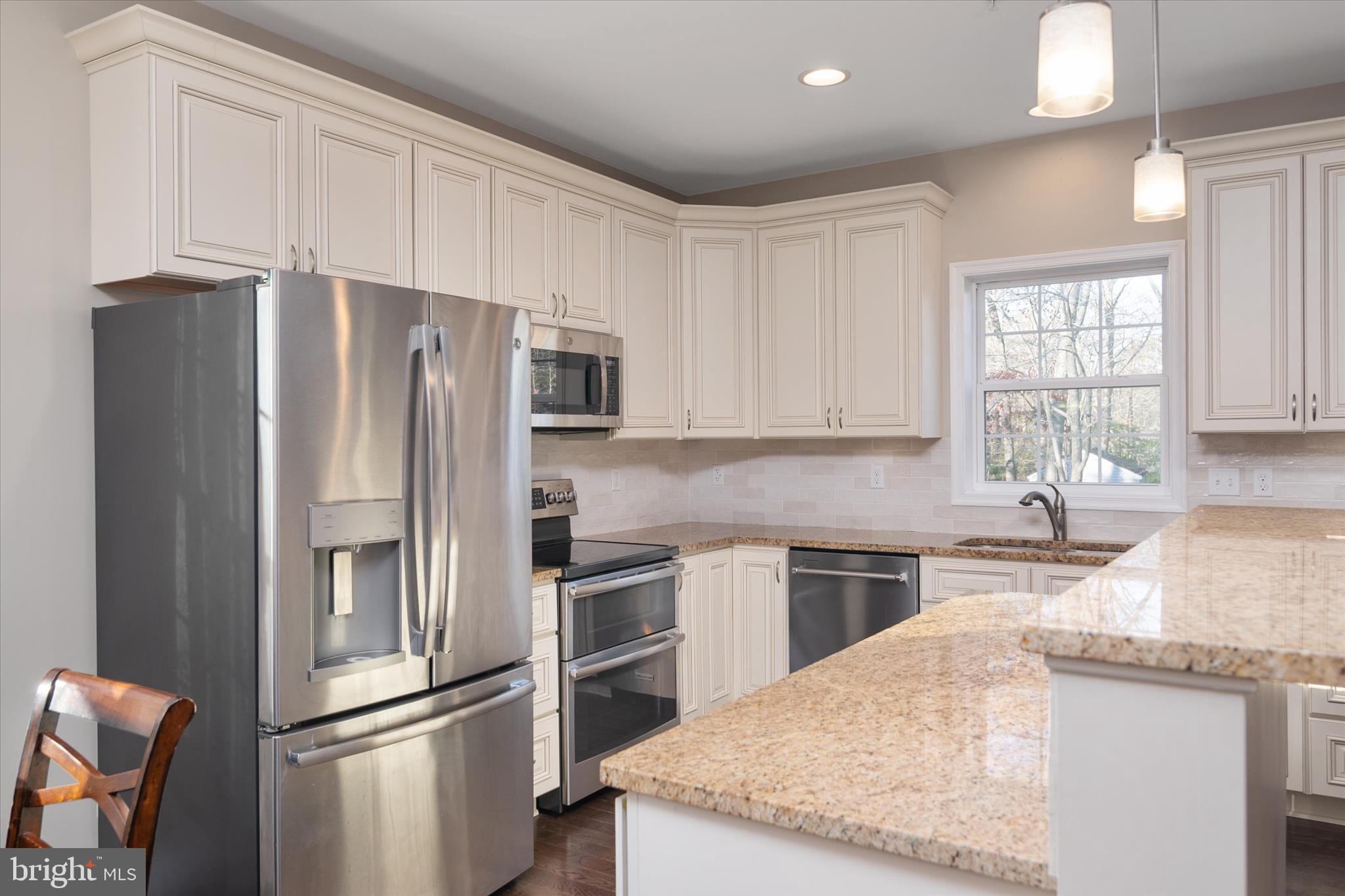 AUGUST RUN - Residential