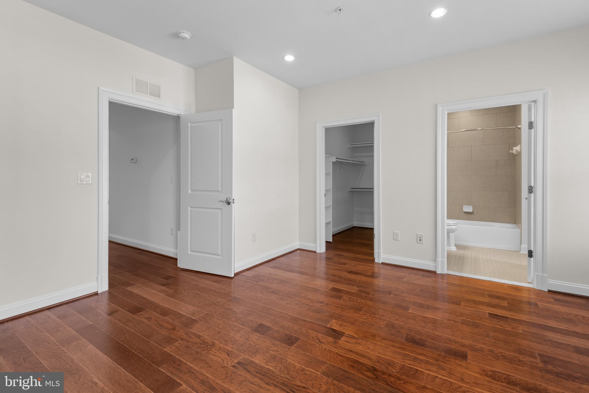 SYMPHONY PARK - Residential