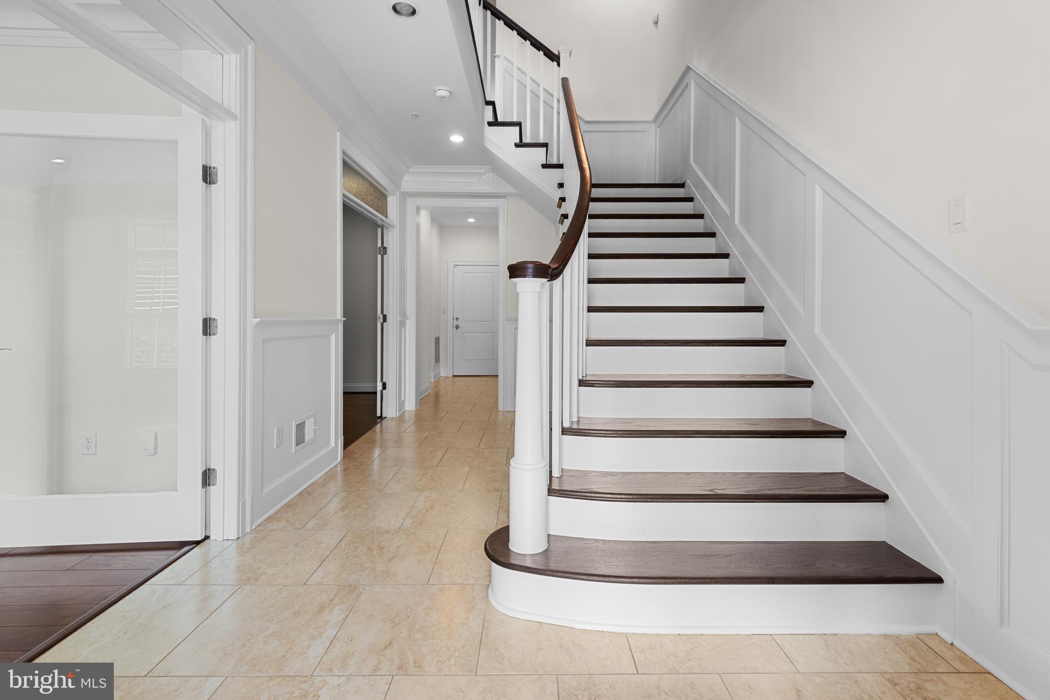 SYMPHONY PARK - Residential