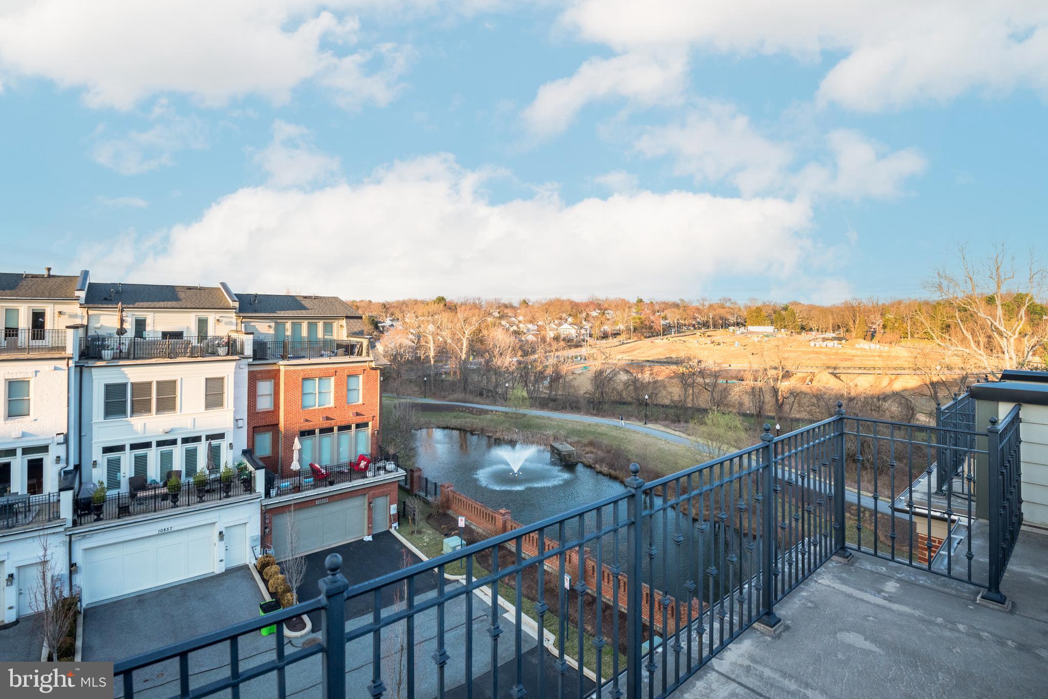 SYMPHONY PARK - Residential