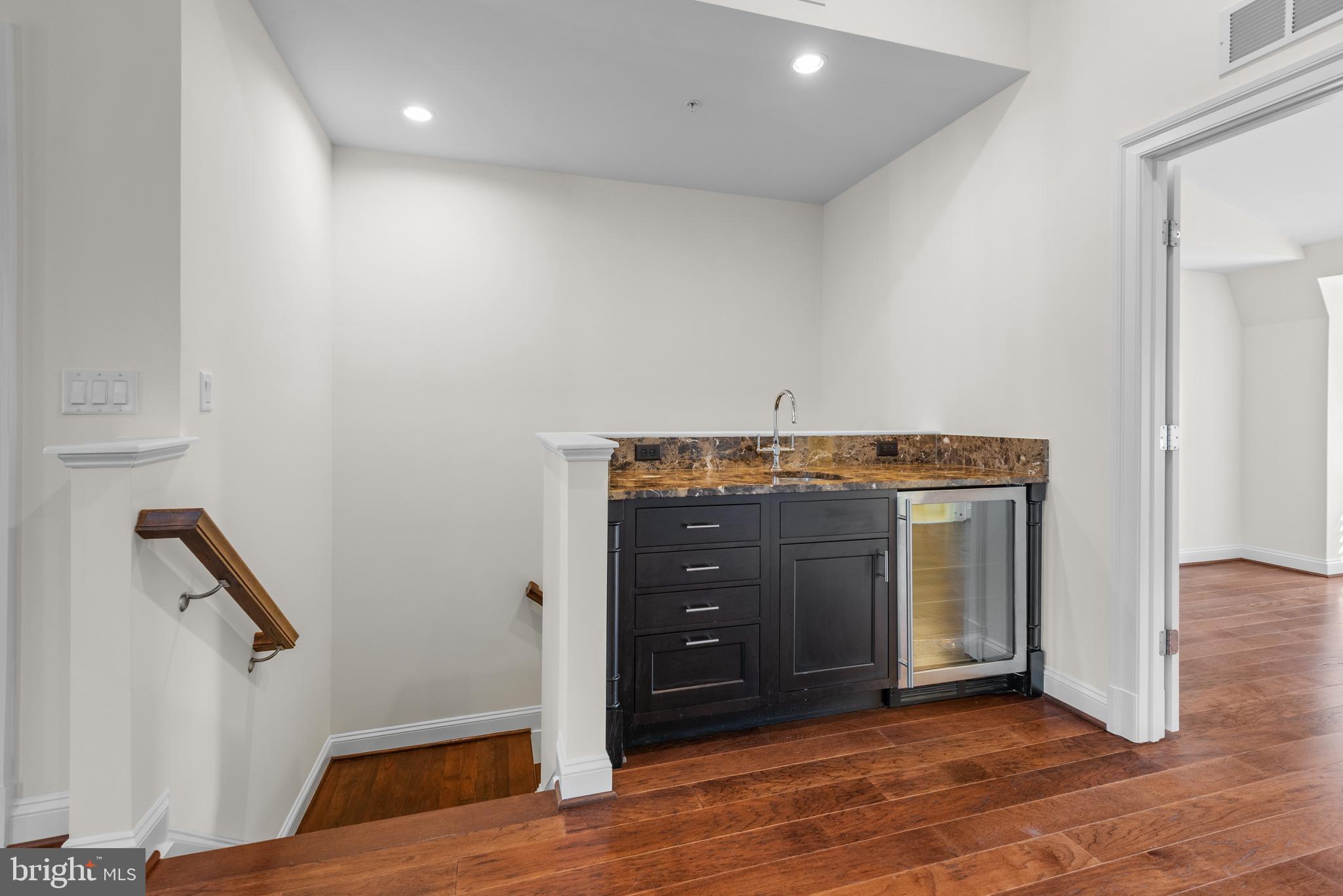 SYMPHONY PARK - Residential