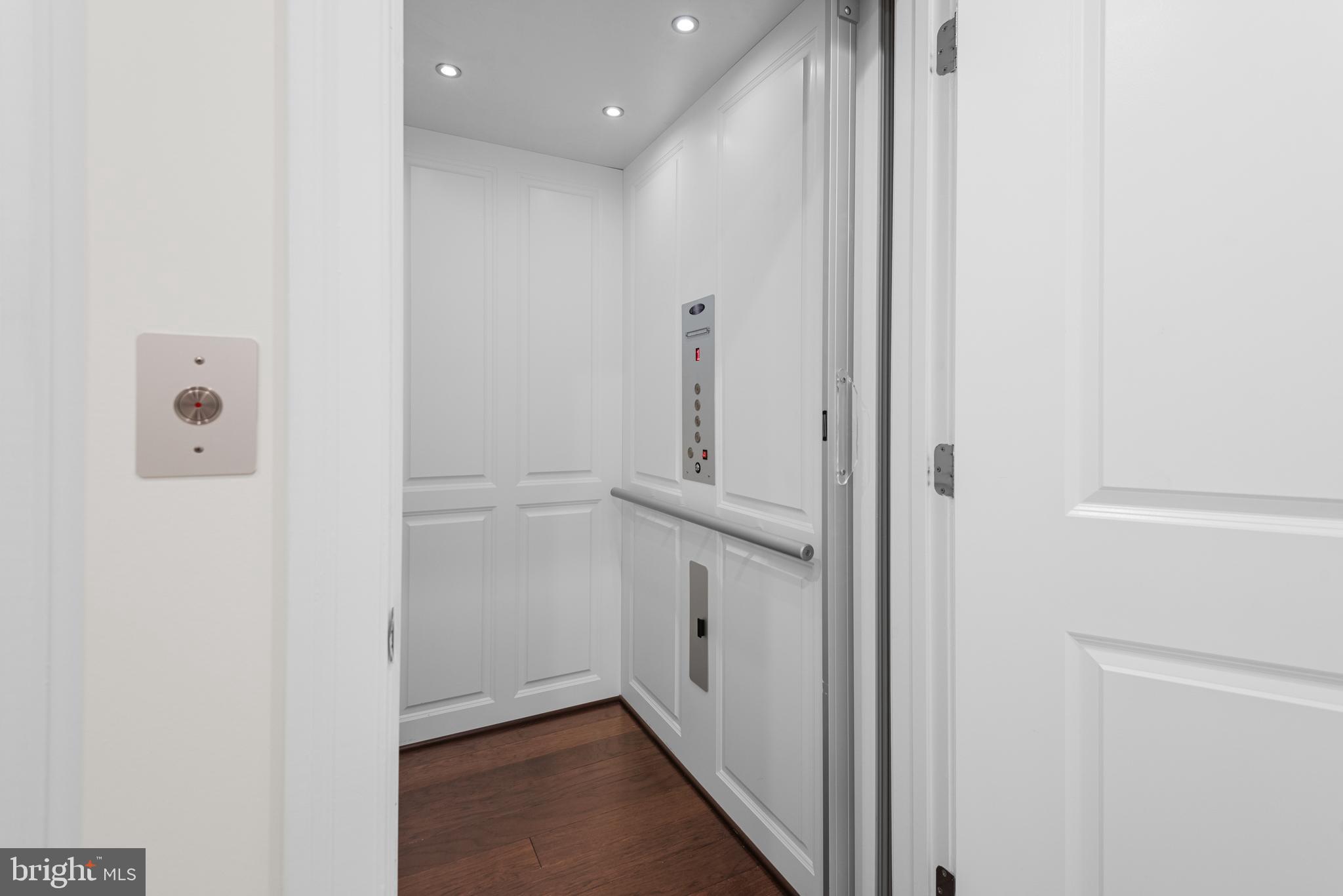 SYMPHONY PARK - Residential