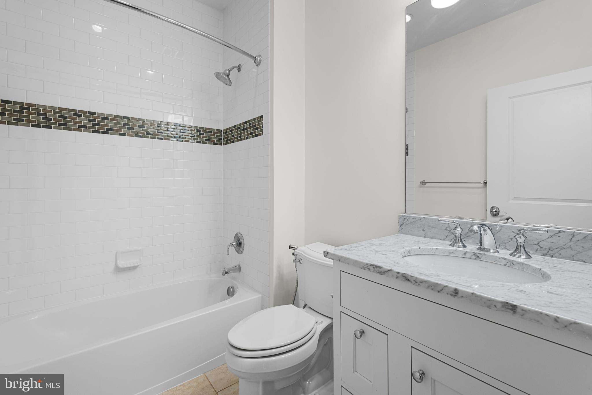 SYMPHONY PARK - Residential