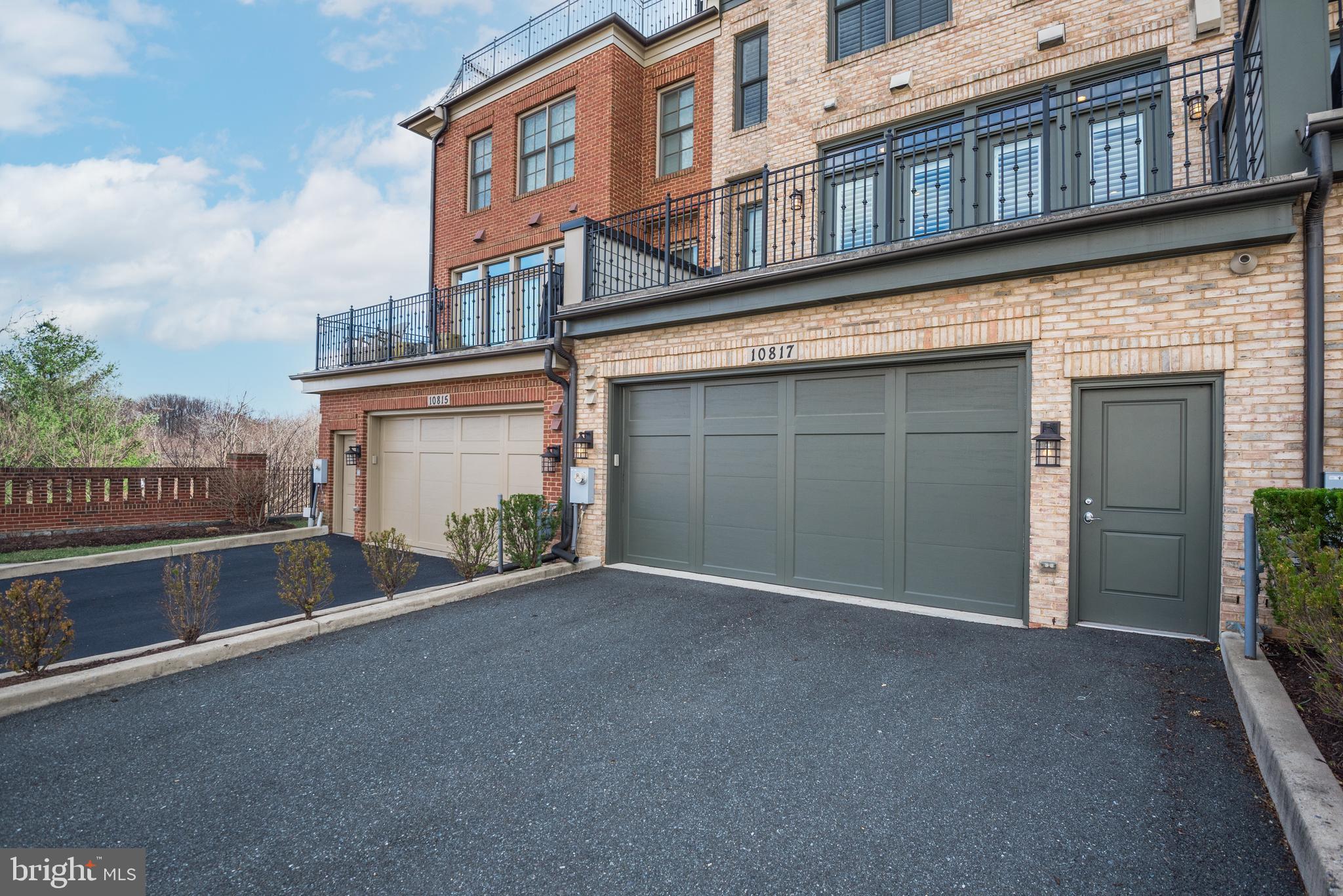 SYMPHONY PARK - Residential