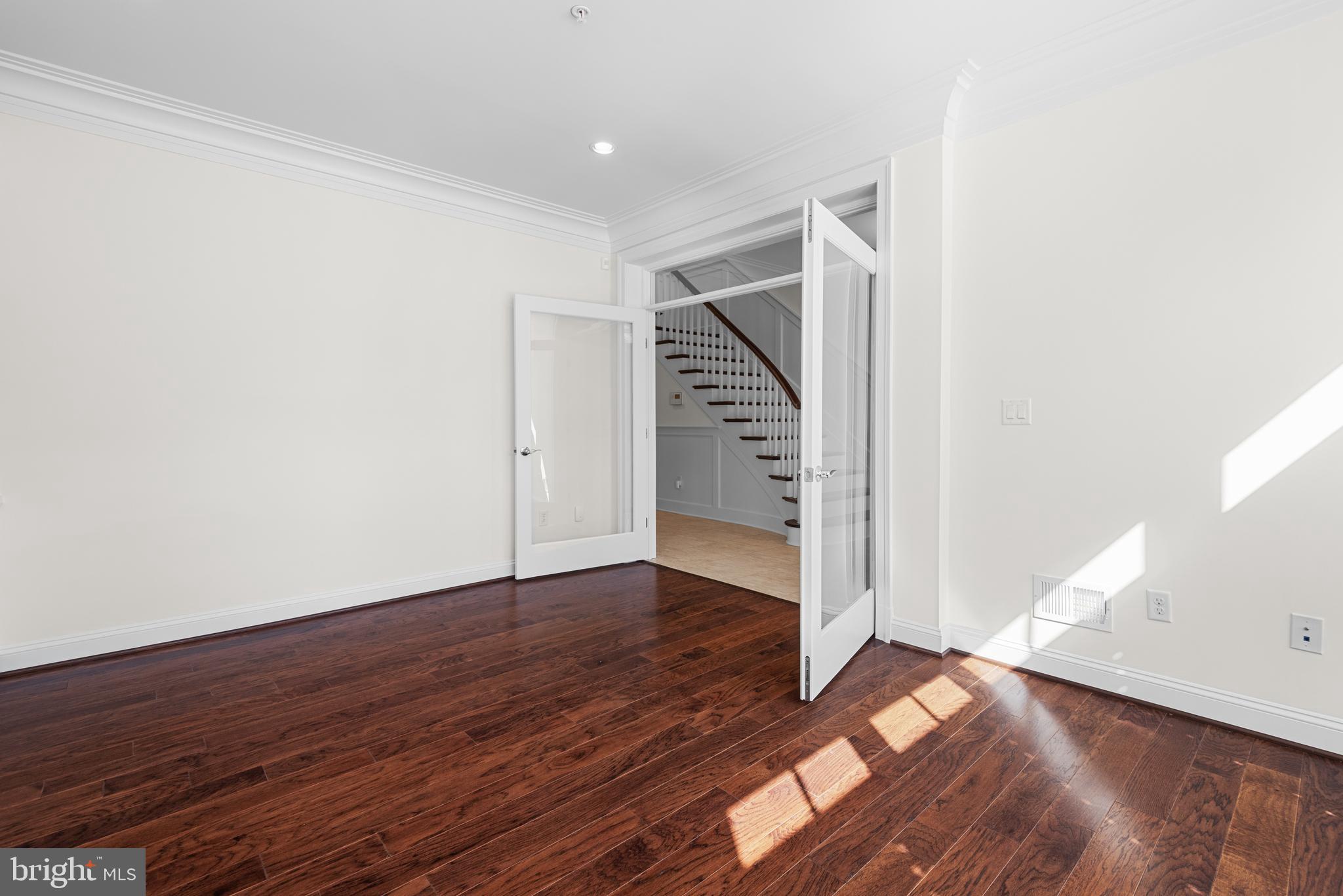 SYMPHONY PARK - Residential