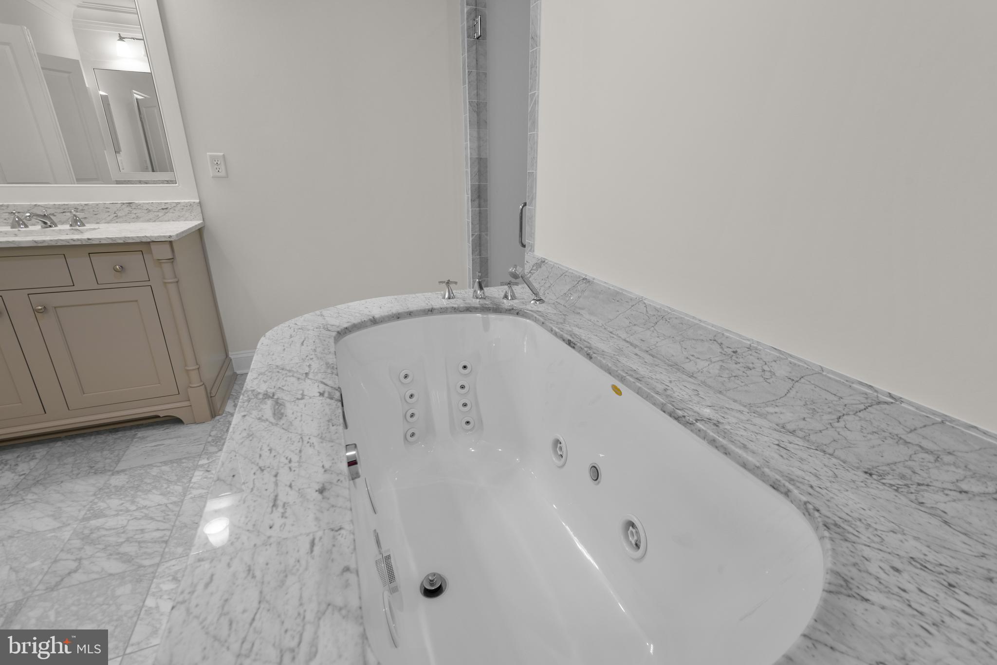 SYMPHONY PARK - Residential