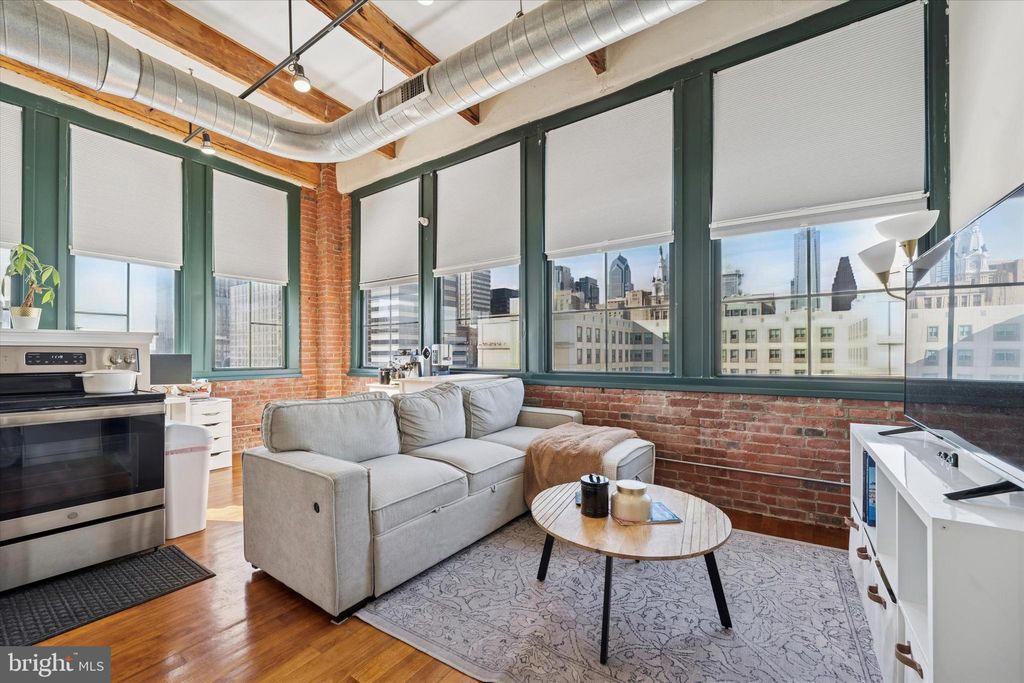 Photo of 1010 - 00 Arch Street #807, PHILADELPHIA, PA 19107 (MLS # PAPH2579352)