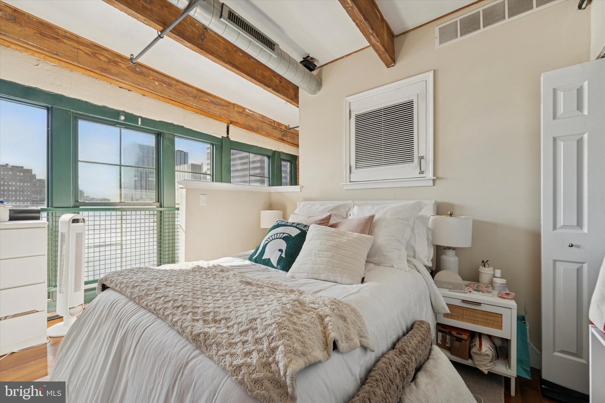 CHINATOWN - Residential