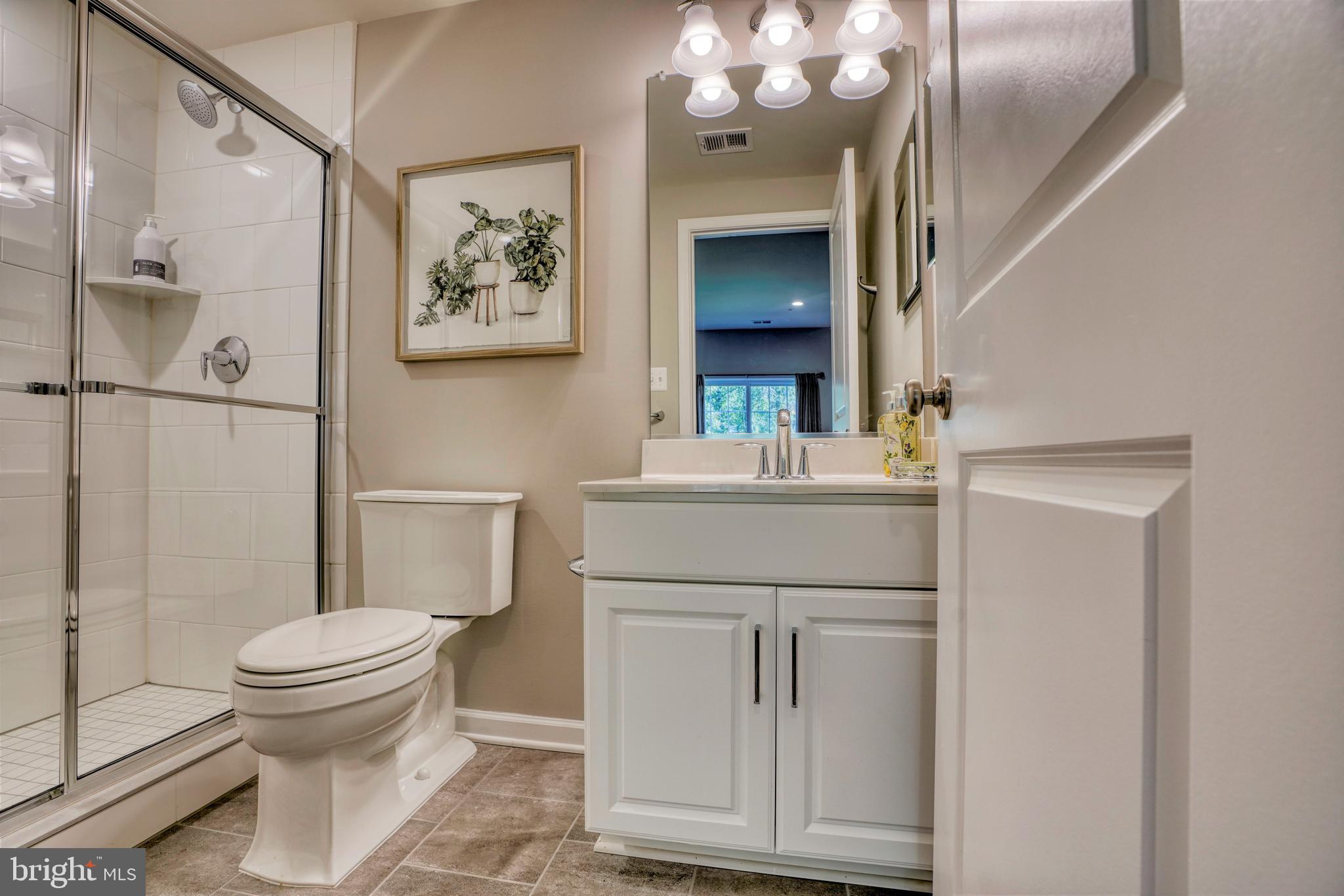 LAUREL RIDGE - THE MEADOWS - Residential