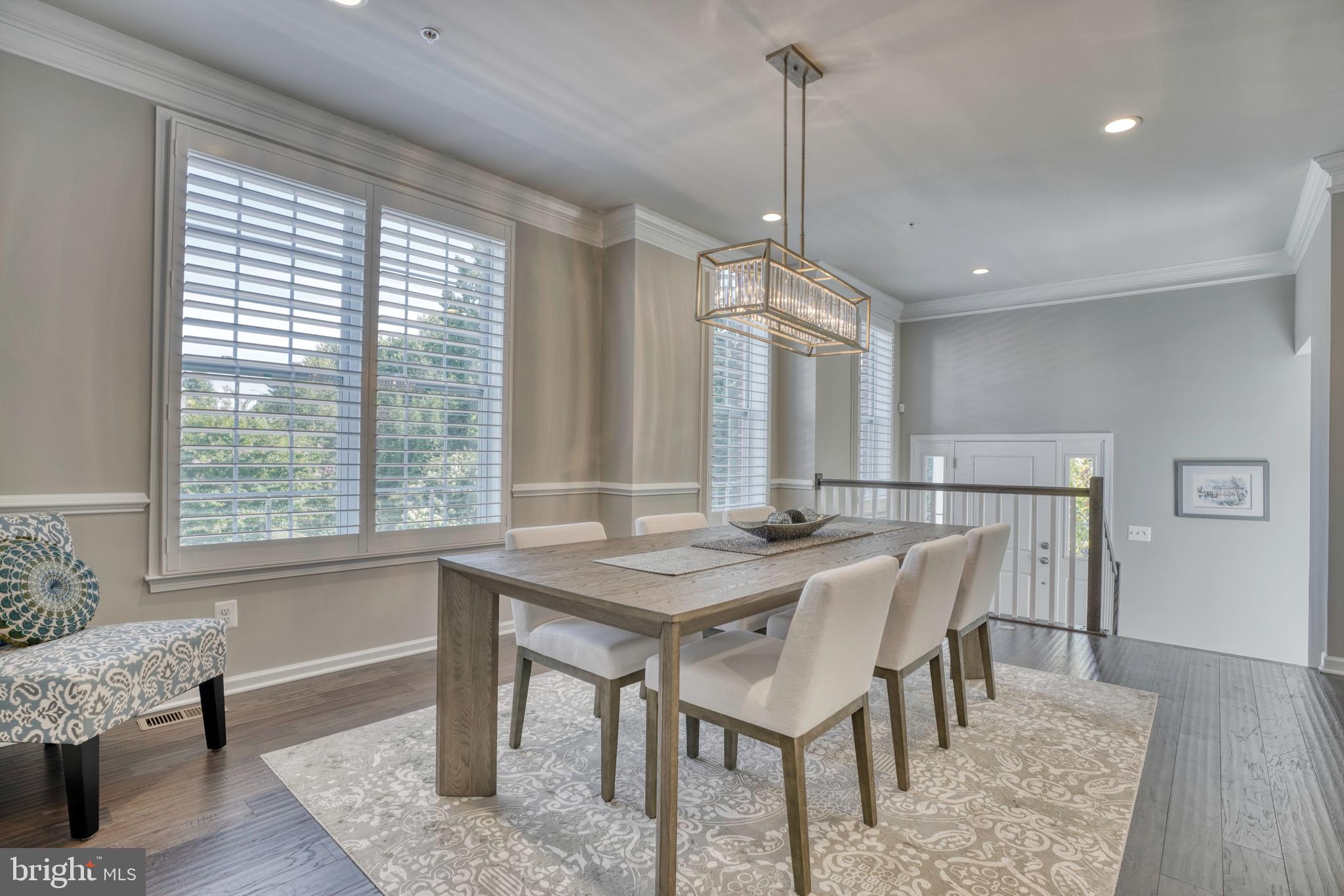 LAUREL RIDGE - THE MEADOWS - Residential