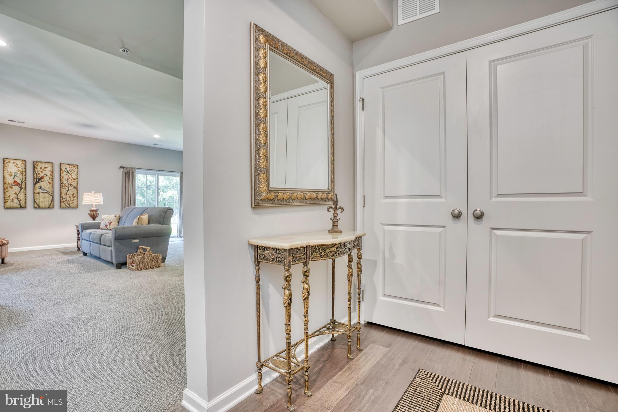 LAUREL RIDGE - THE MEADOWS - Residential