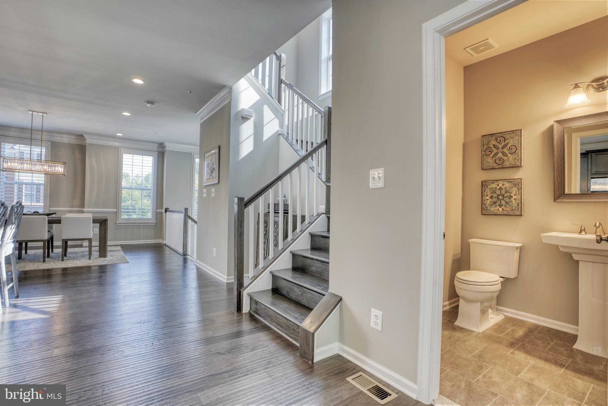 LAUREL RIDGE - THE MEADOWS - Residential