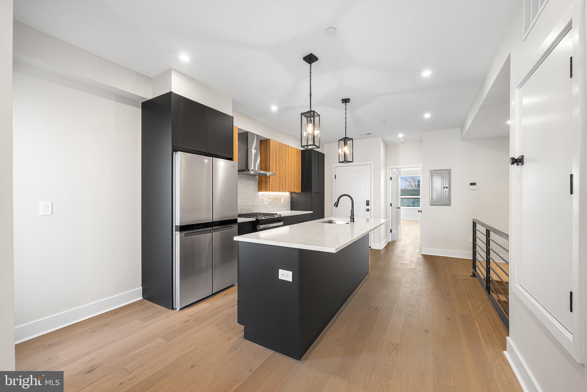 OLDE KENSINGTON - Residential Lease