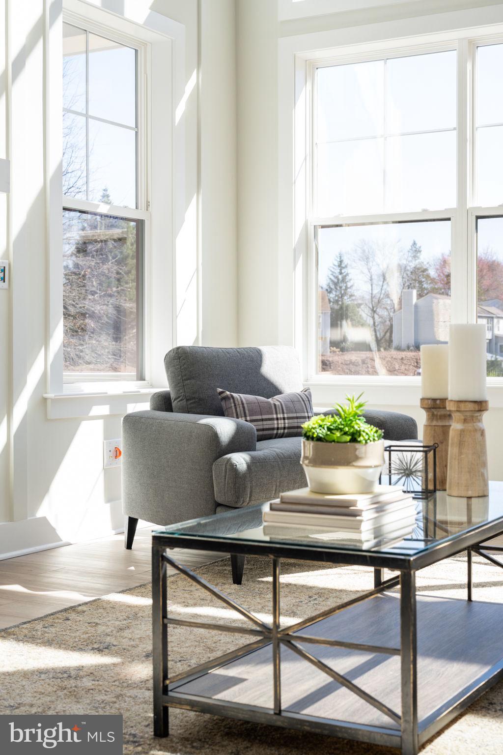 SPRING LAKE - Residential