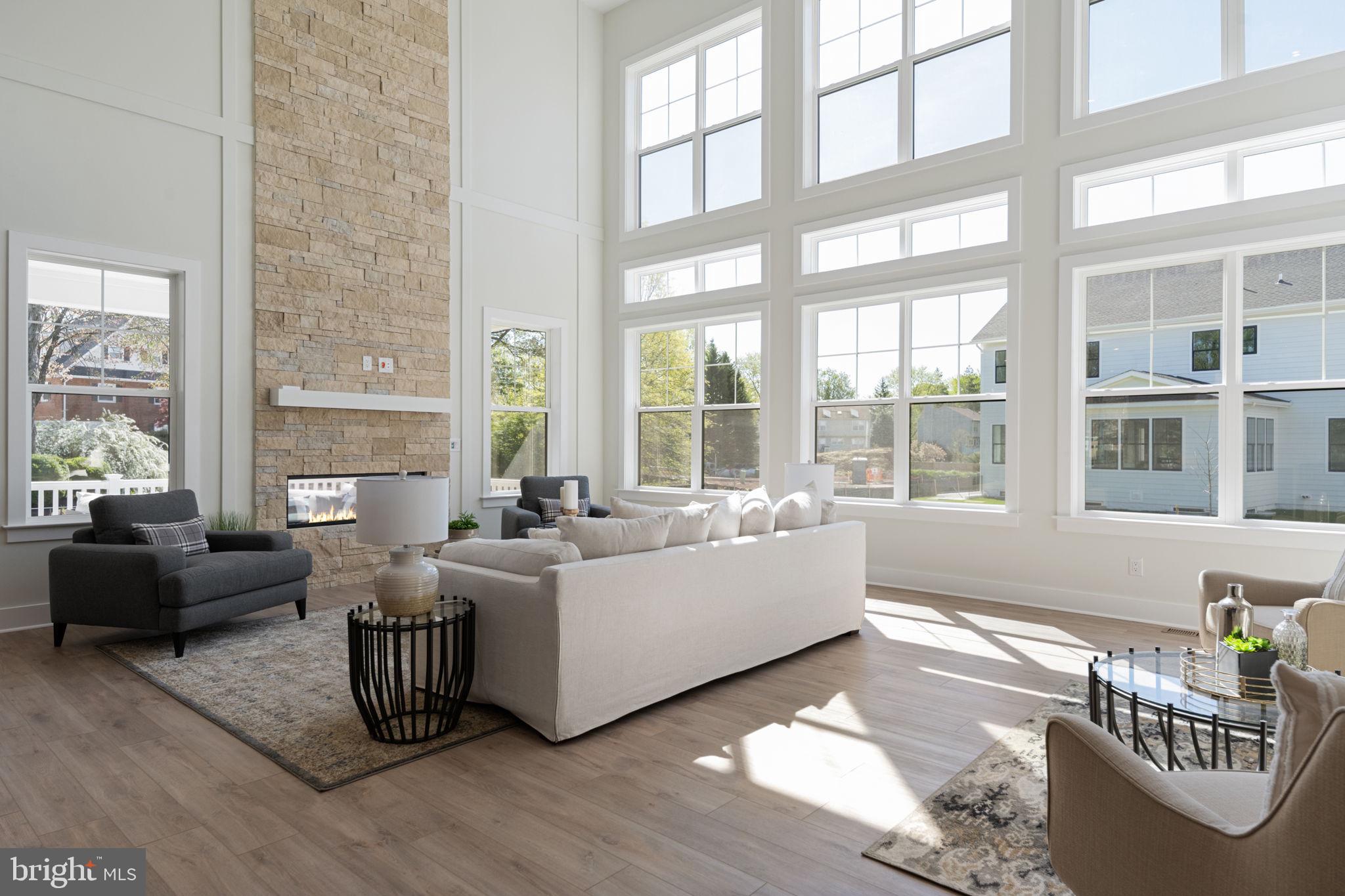 SPRING LAKE - Residential