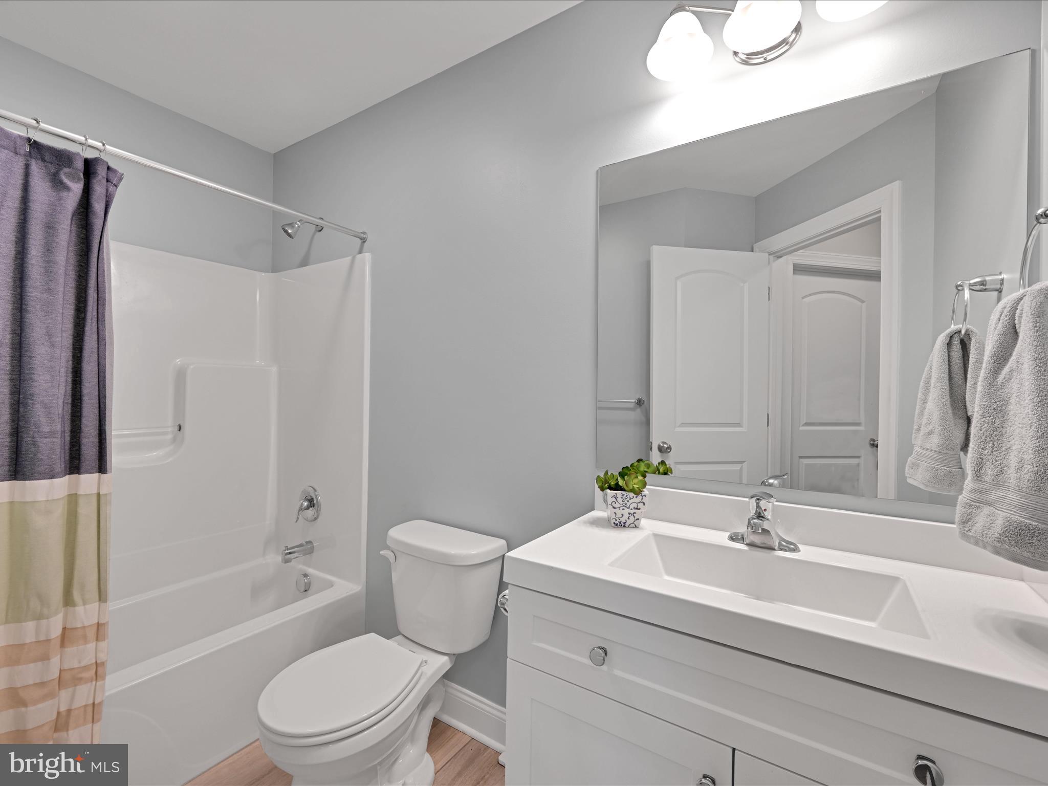 LOCUST RIDGE - Residential