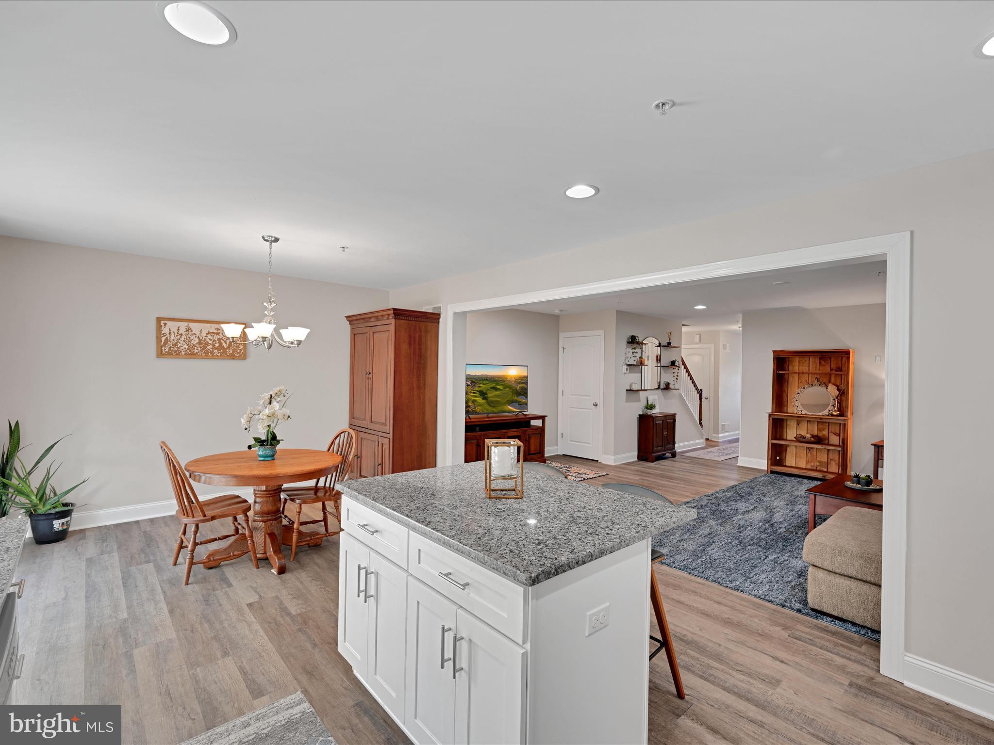 LOCUST RIDGE - Residential