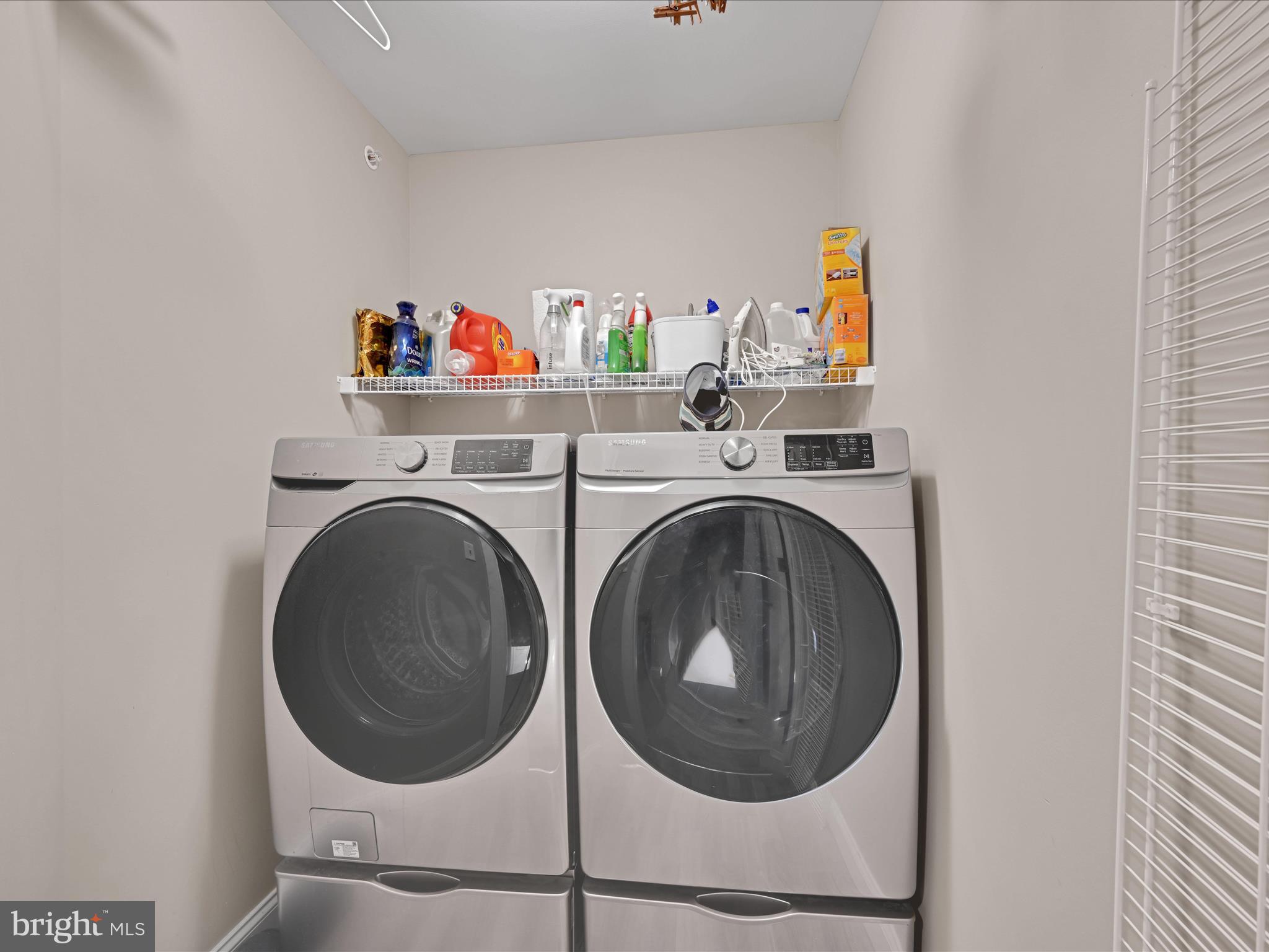 LOCUST RIDGE - Residential