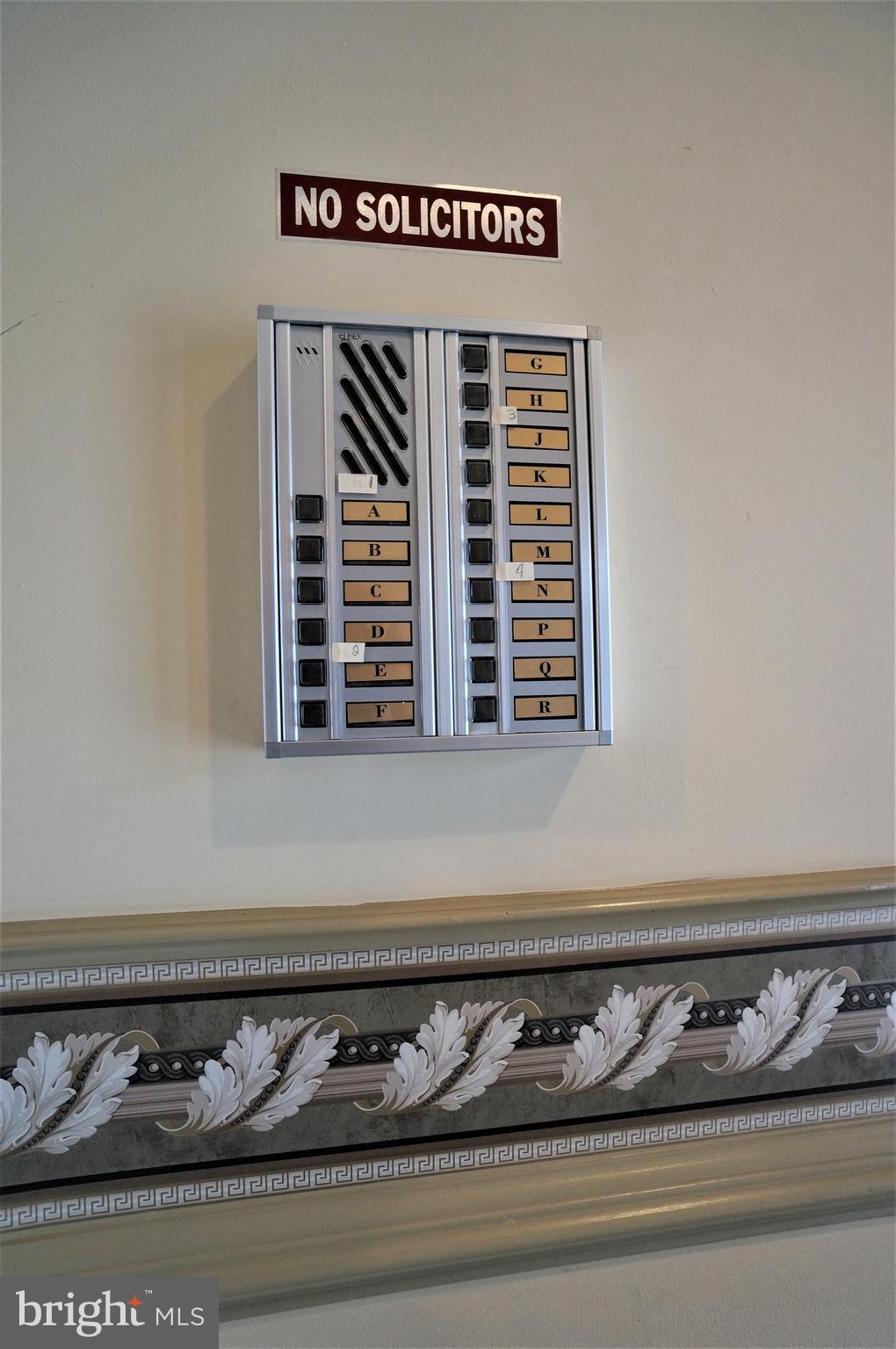 COURTYARDS AT WAVERLY WOODS EAST - Residential