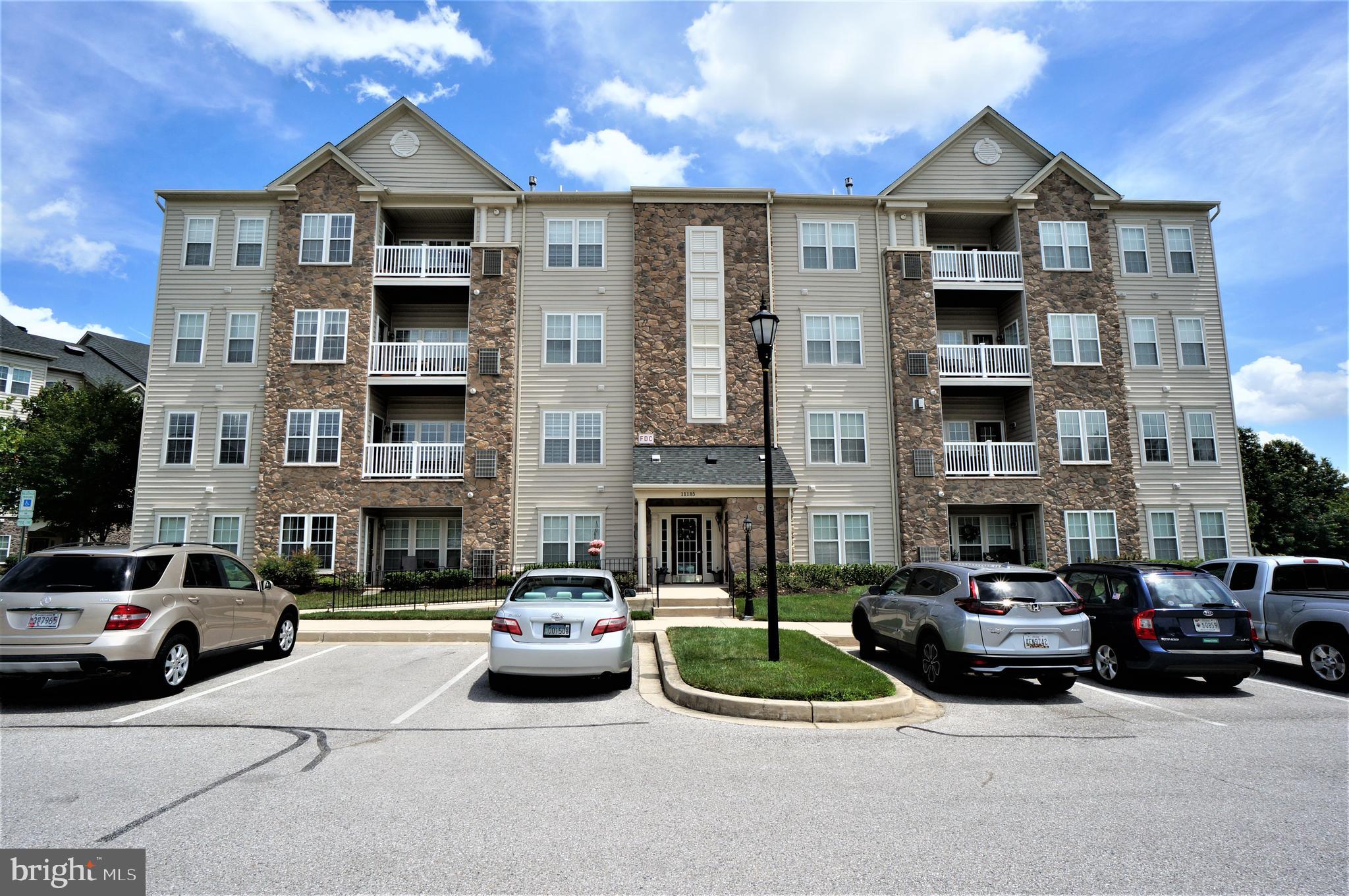 COURTYARDS AT WAVERLY WOODS EAST - Residential