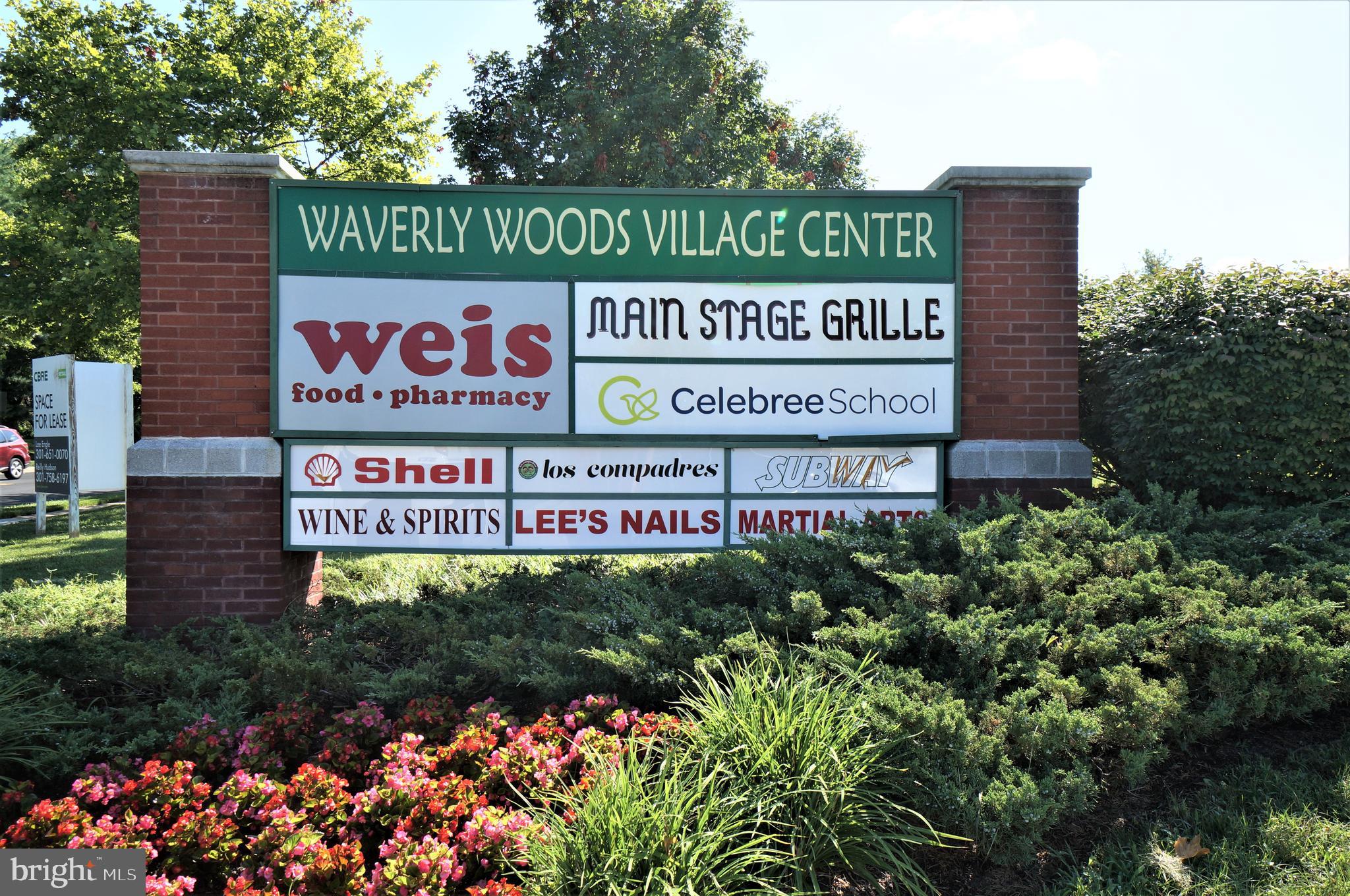 COURTYARDS AT WAVERLY WOODS EAST - Residential