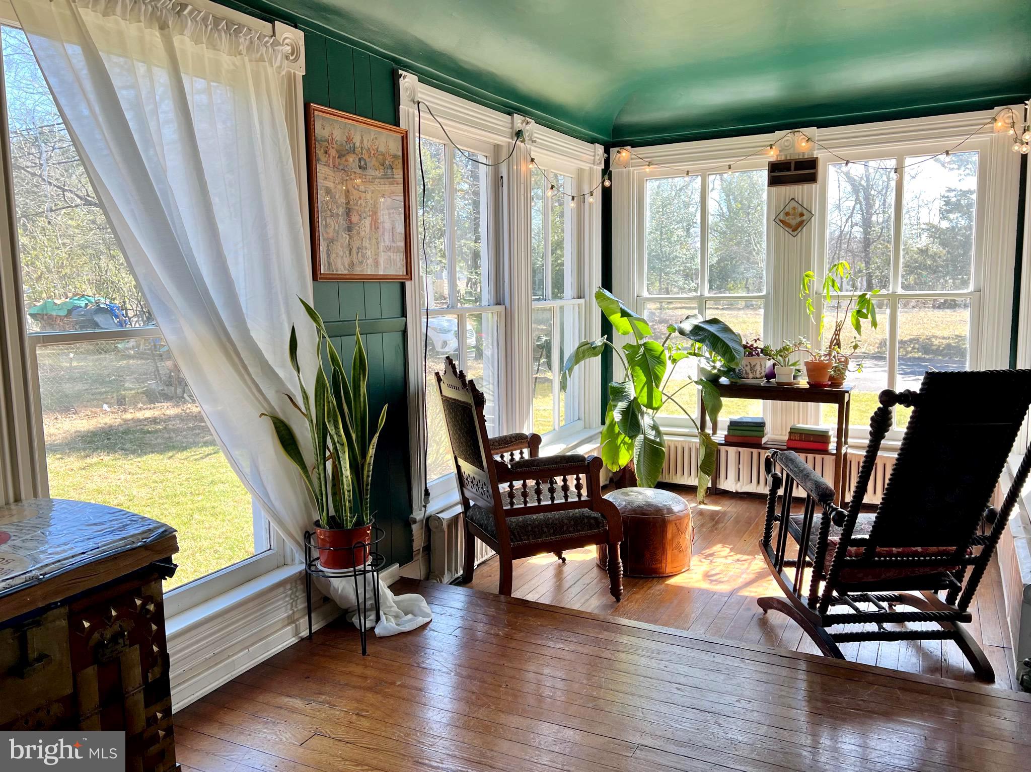 BERWYN HEIGHTS - Residential