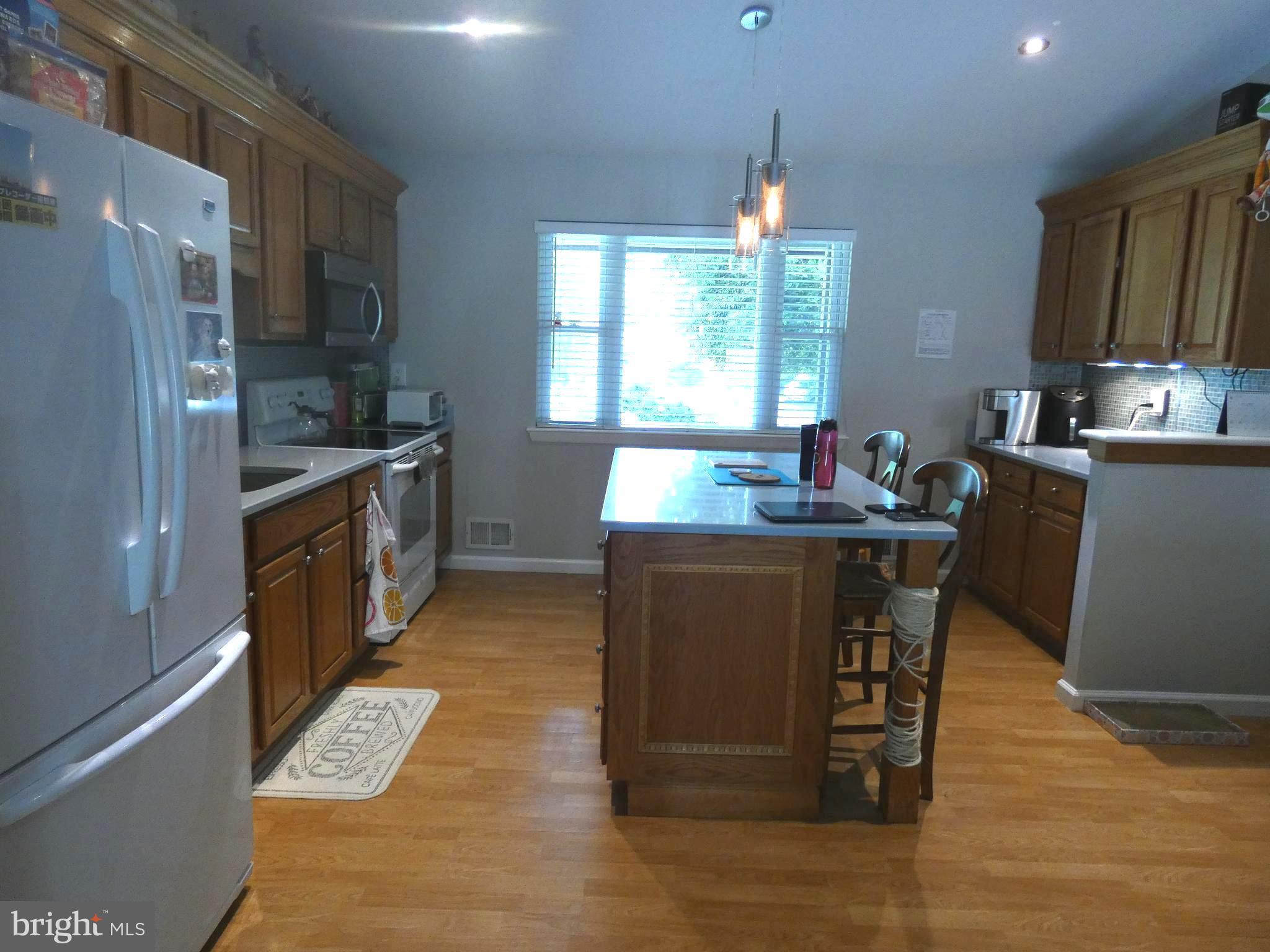 1002 CHARLTON PLACE