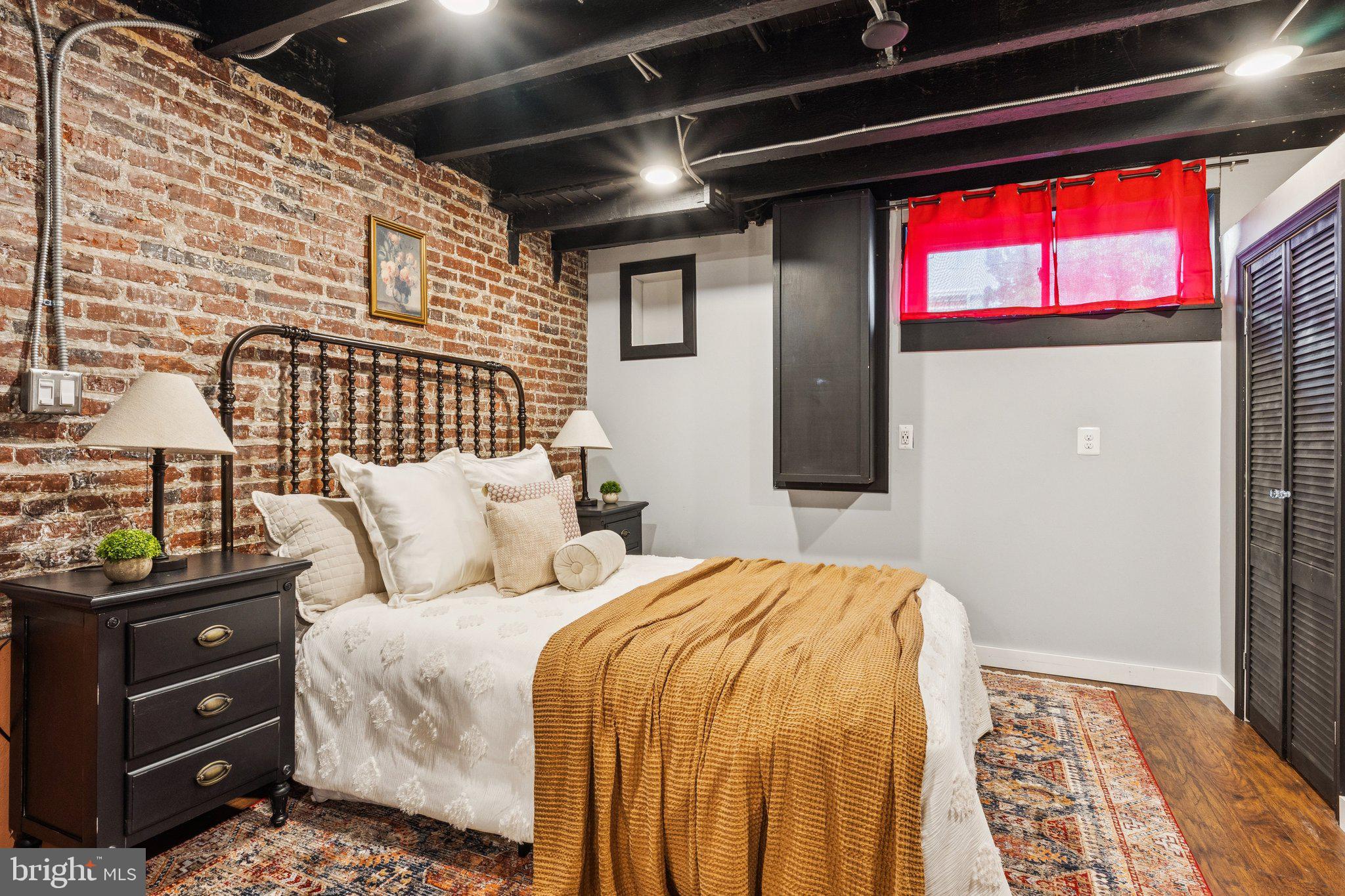 BREWERS HILL - Residential