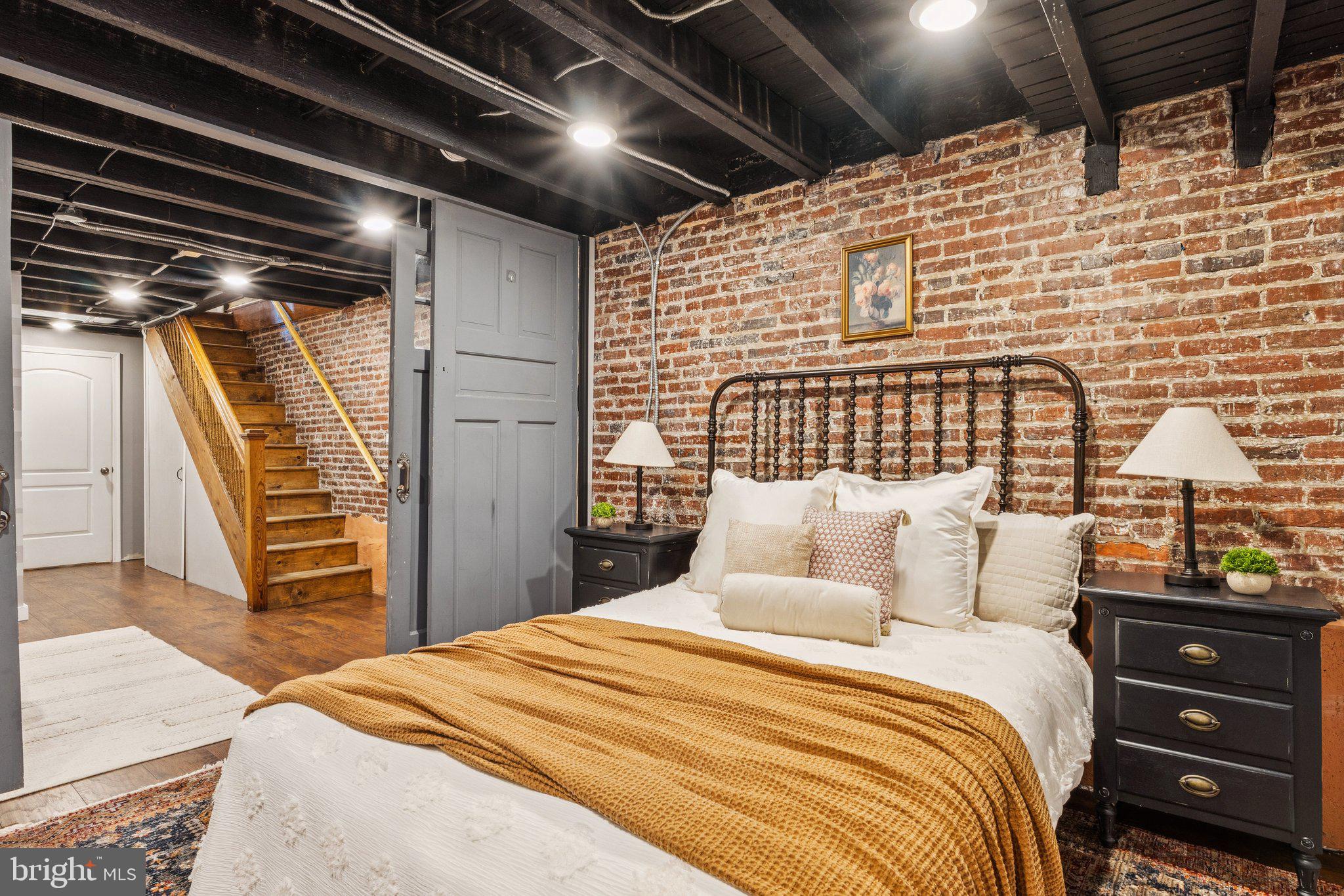 BREWERS HILL - Residential