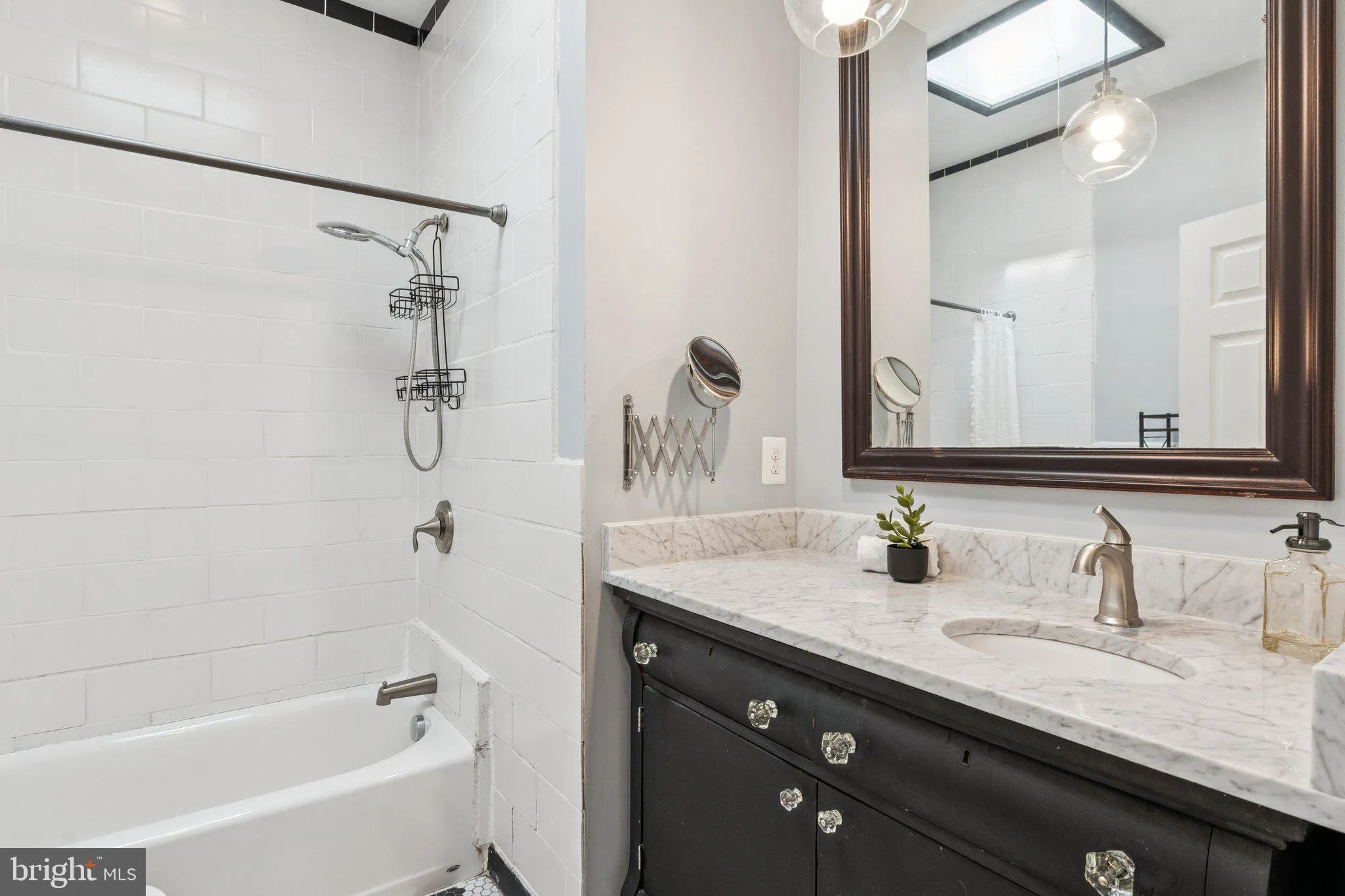 Baltimore, Maryland 21224, United States, 4 Bedrooms Bedrooms, ,3 BathroomsBathrooms,Residential,Active,183727