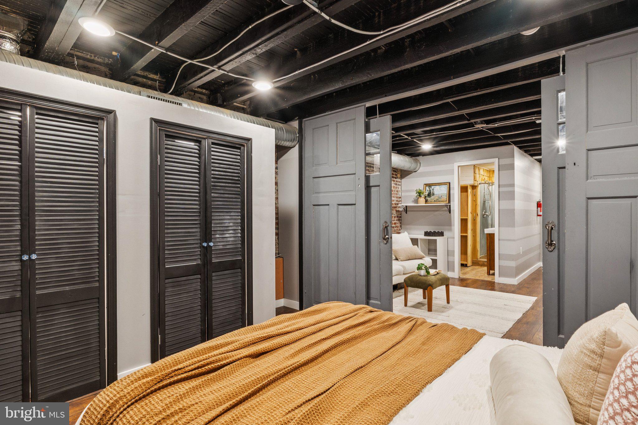 BREWERS HILL - Residential