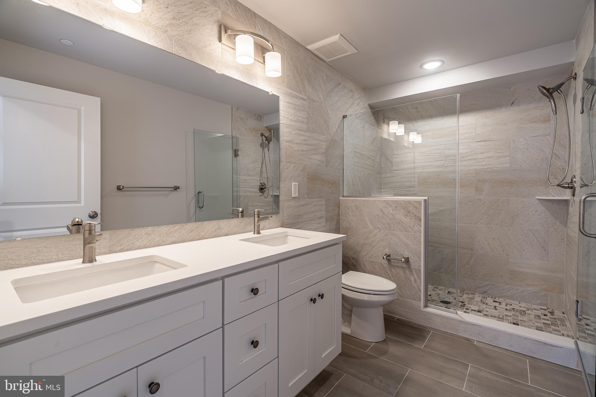 GRADUATE HOSPITAL - Residential Lease