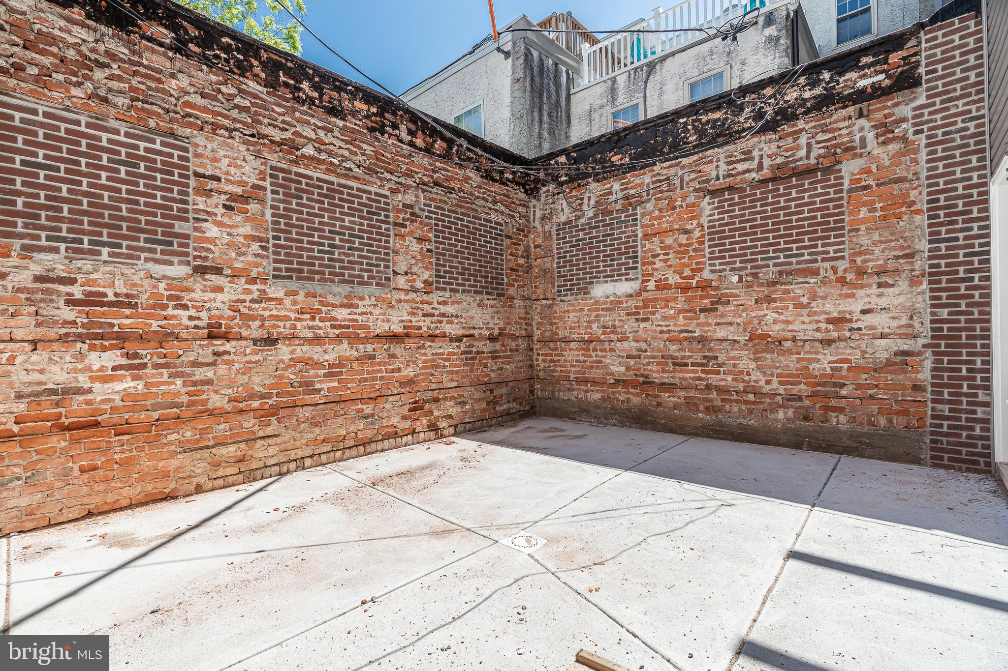 GRADUATE HOSPITAL - Residential Lease