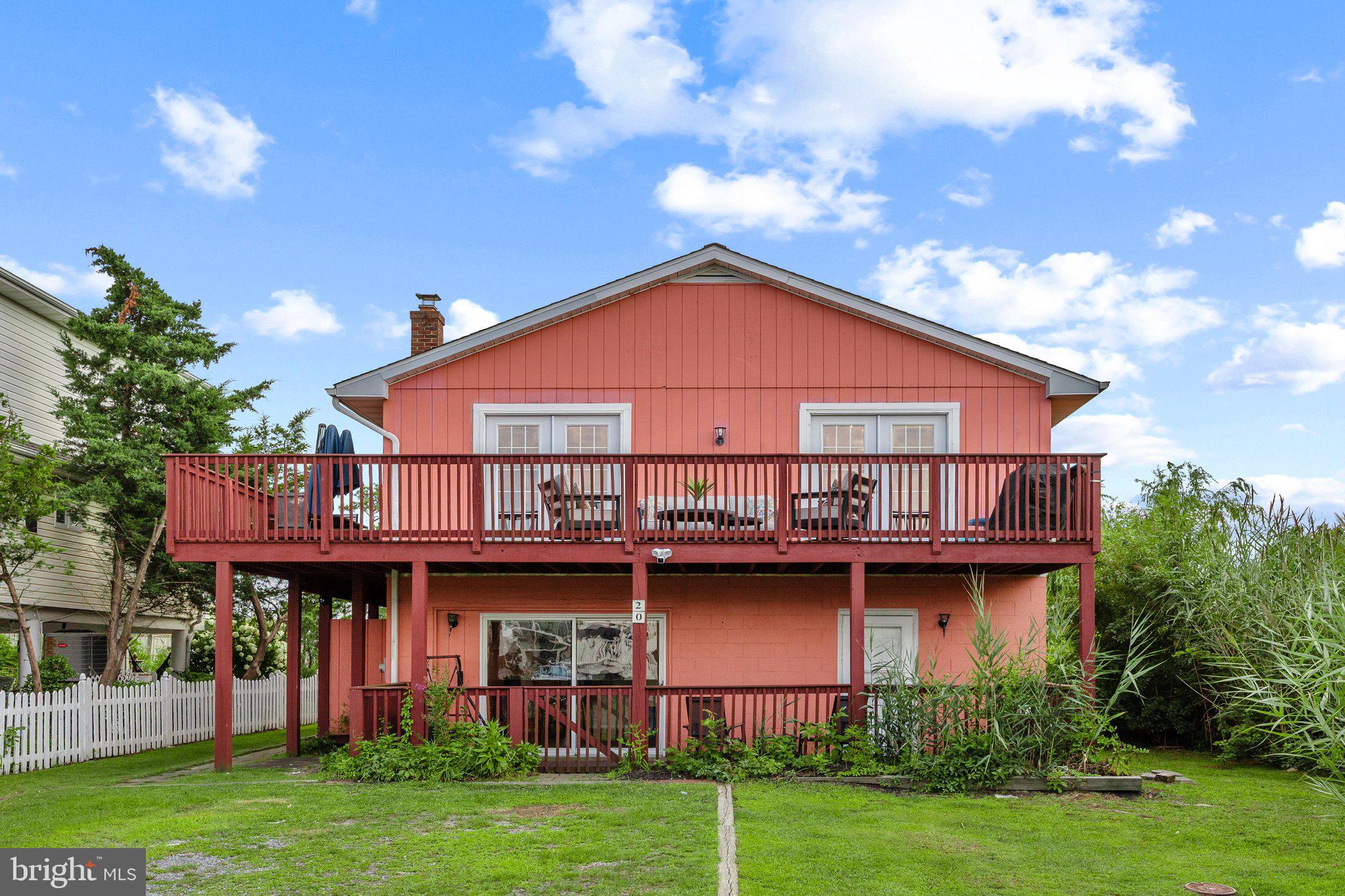 20 W MARYLAND AVENUE