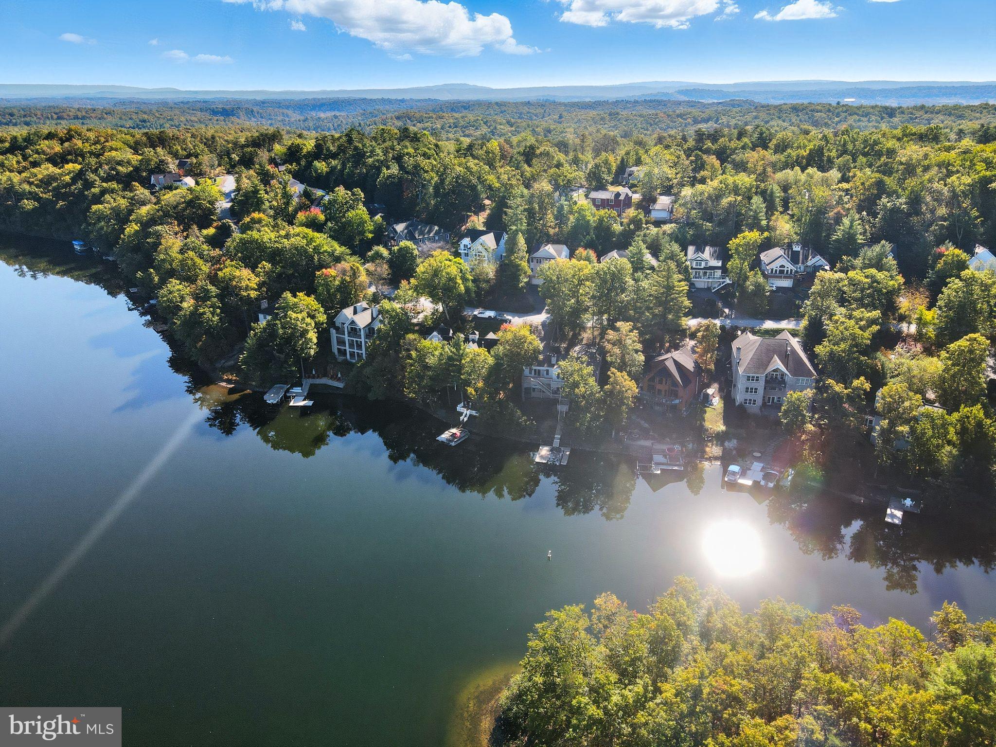 LAKE HOLIDAY ESTATES - Residential