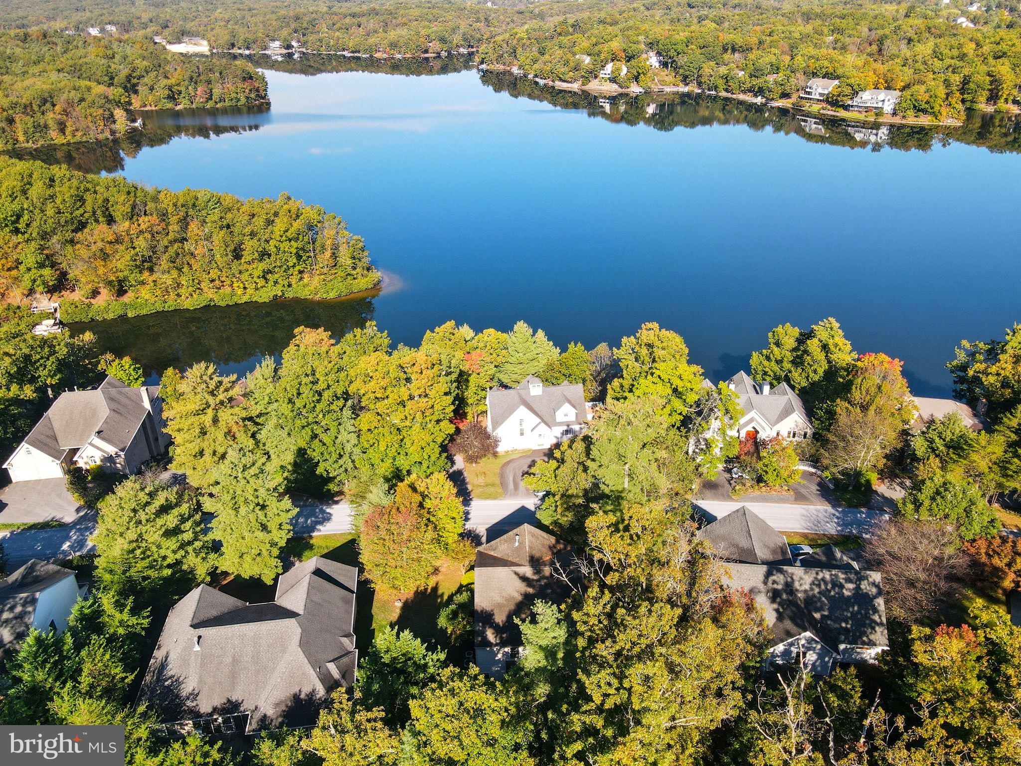 LAKE HOLIDAY ESTATES - Residential