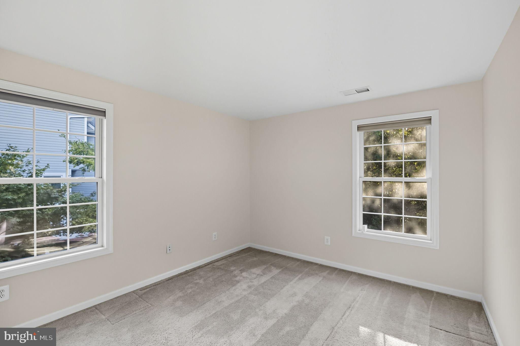 LAKE HOLIDAY ESTATES - Residential