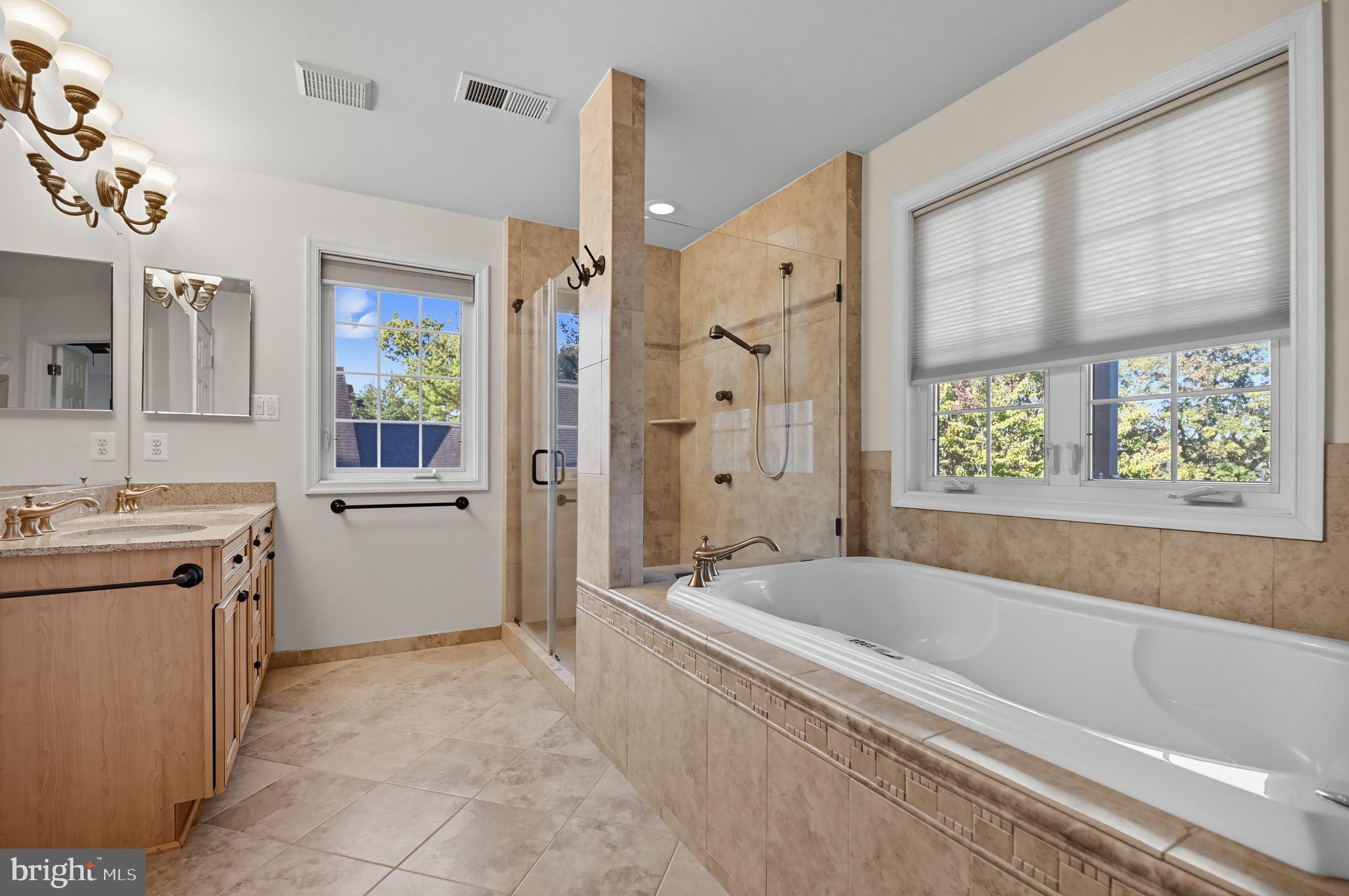 LAKE HOLIDAY ESTATES - Residential