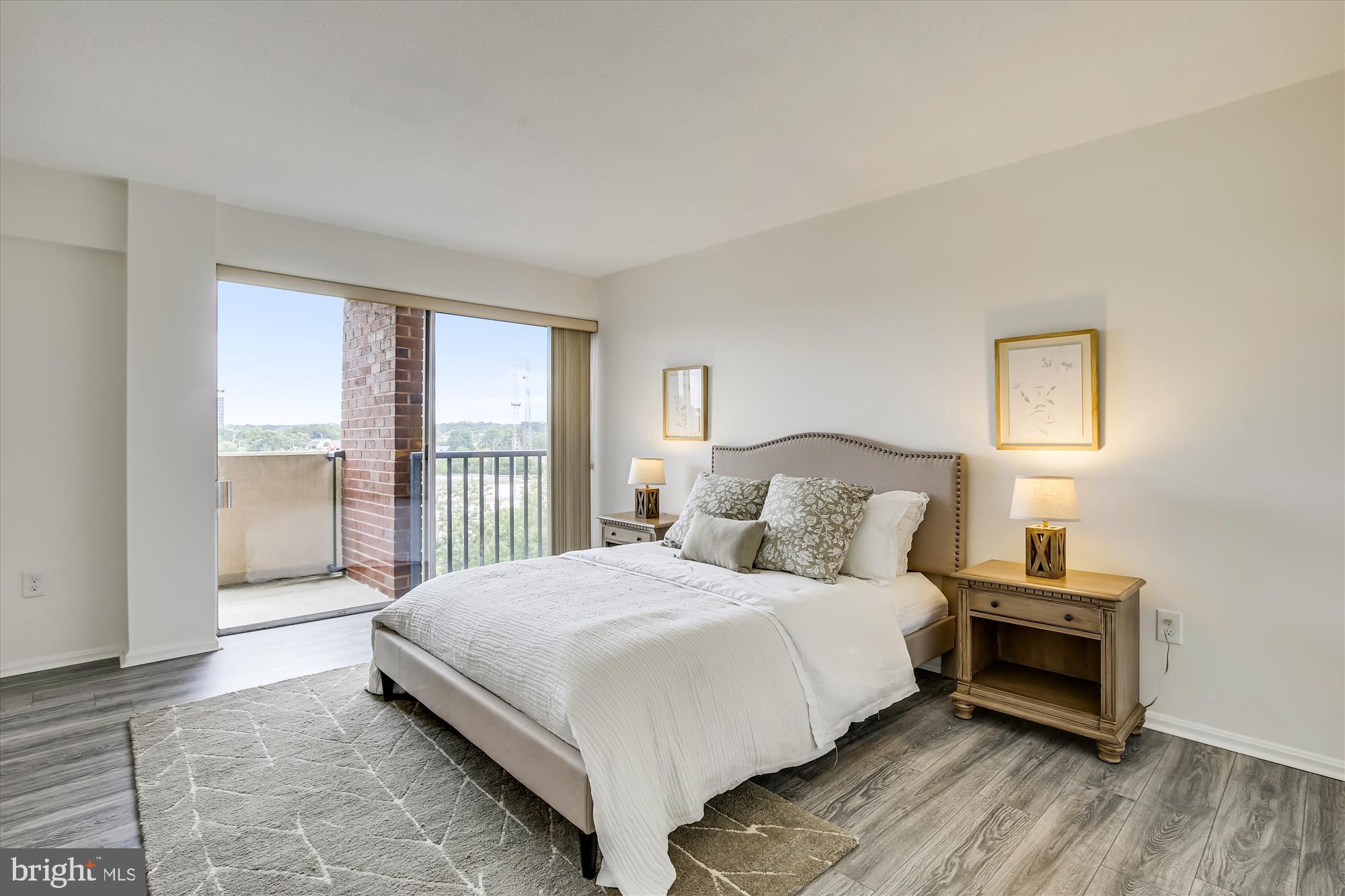 HORIZON HOUSE - Residential