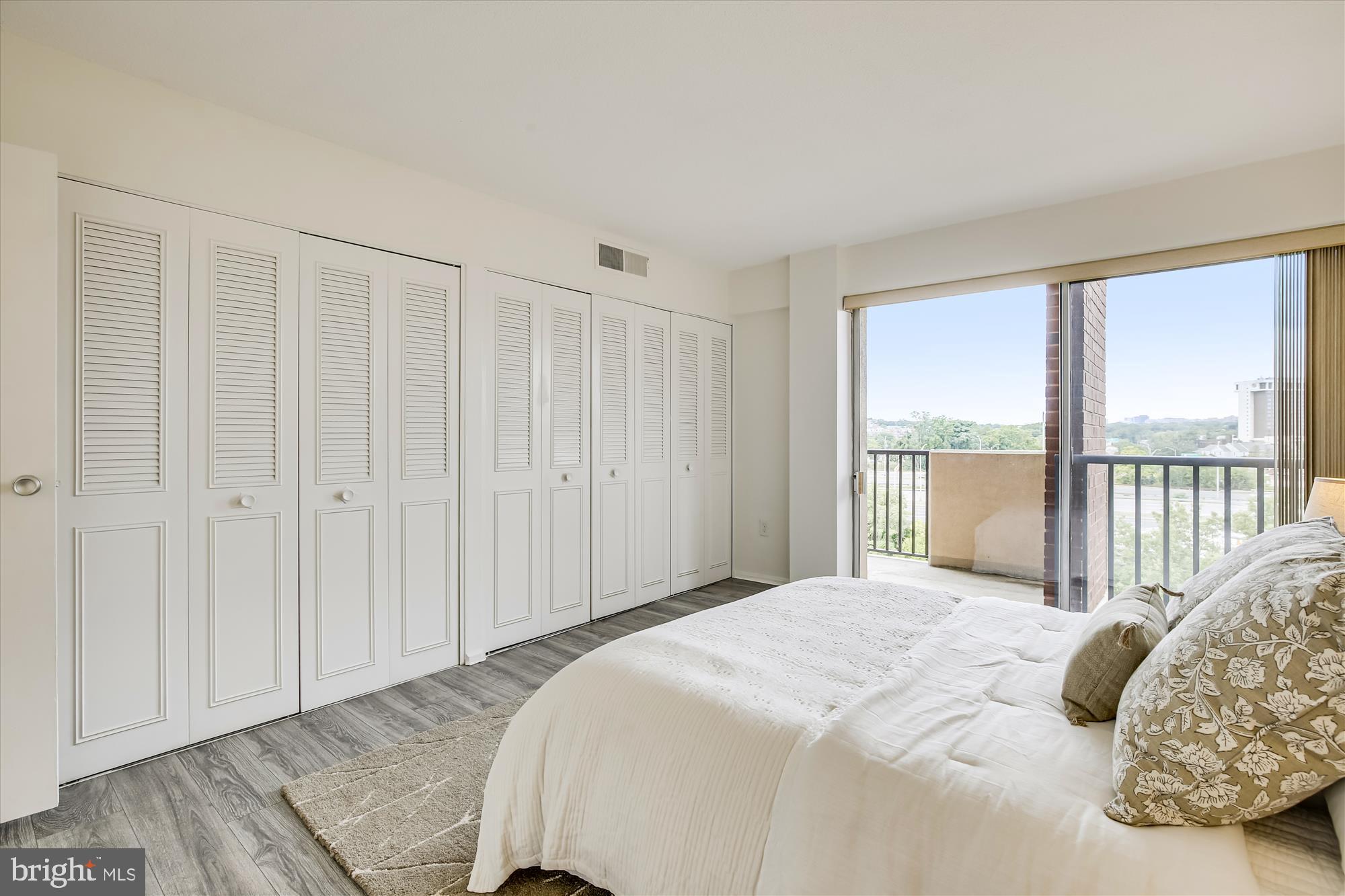 HORIZON HOUSE - Residential